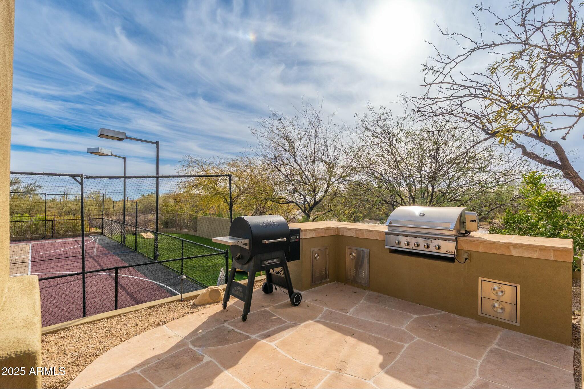 SAGUARO ESTATES - Residential