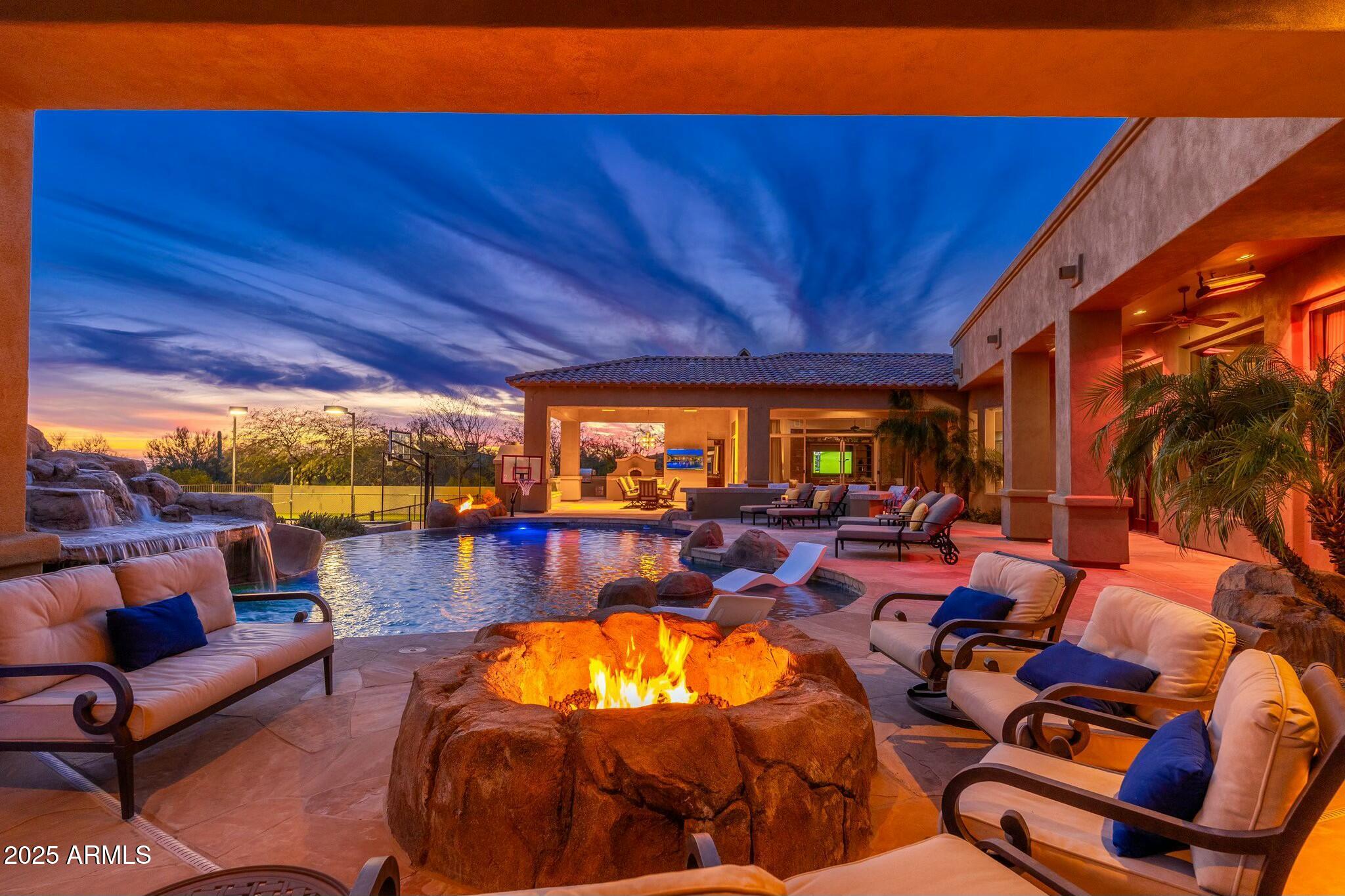 SAGUARO ESTATES - Residential