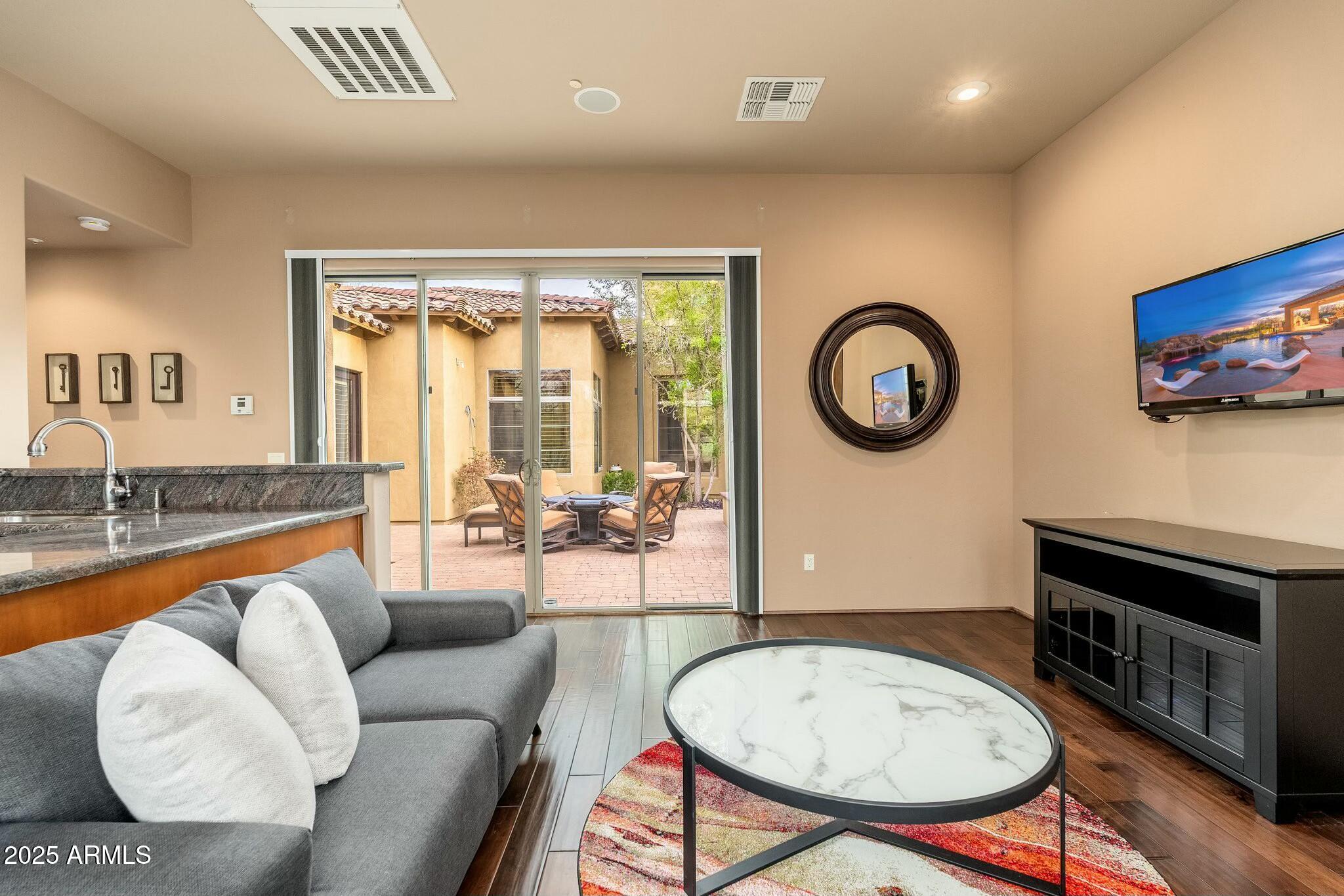 SAGUARO ESTATES - Residential