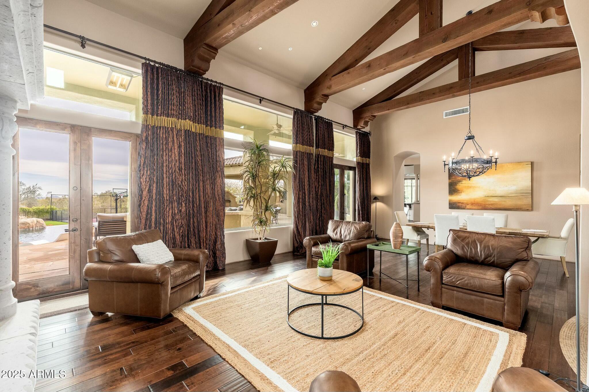 SAGUARO ESTATES - Residential