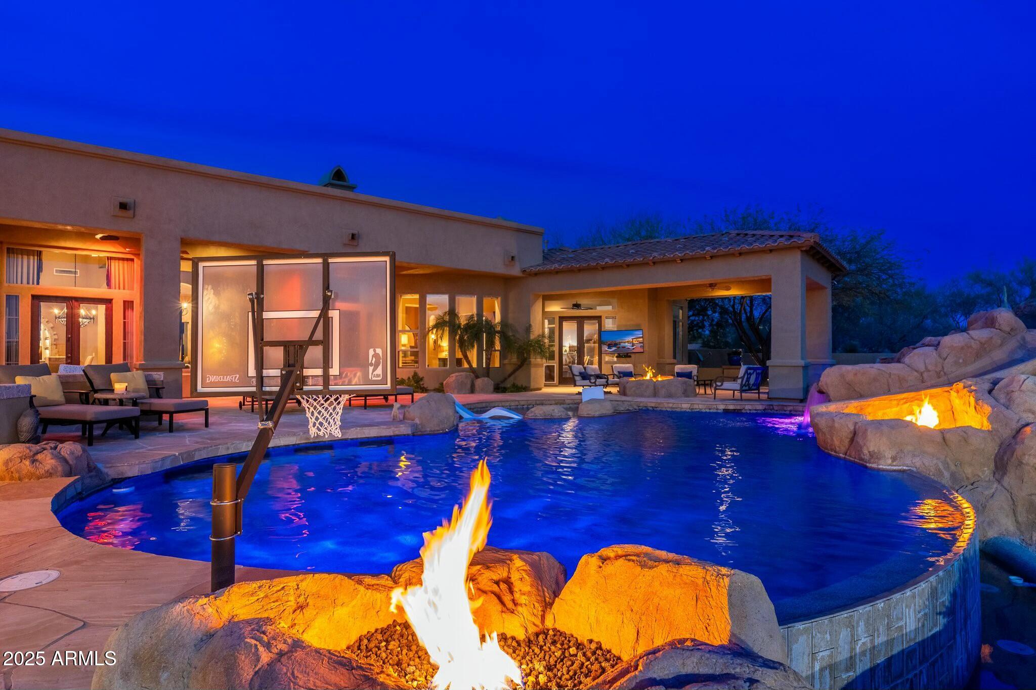 SAGUARO ESTATES - Residential