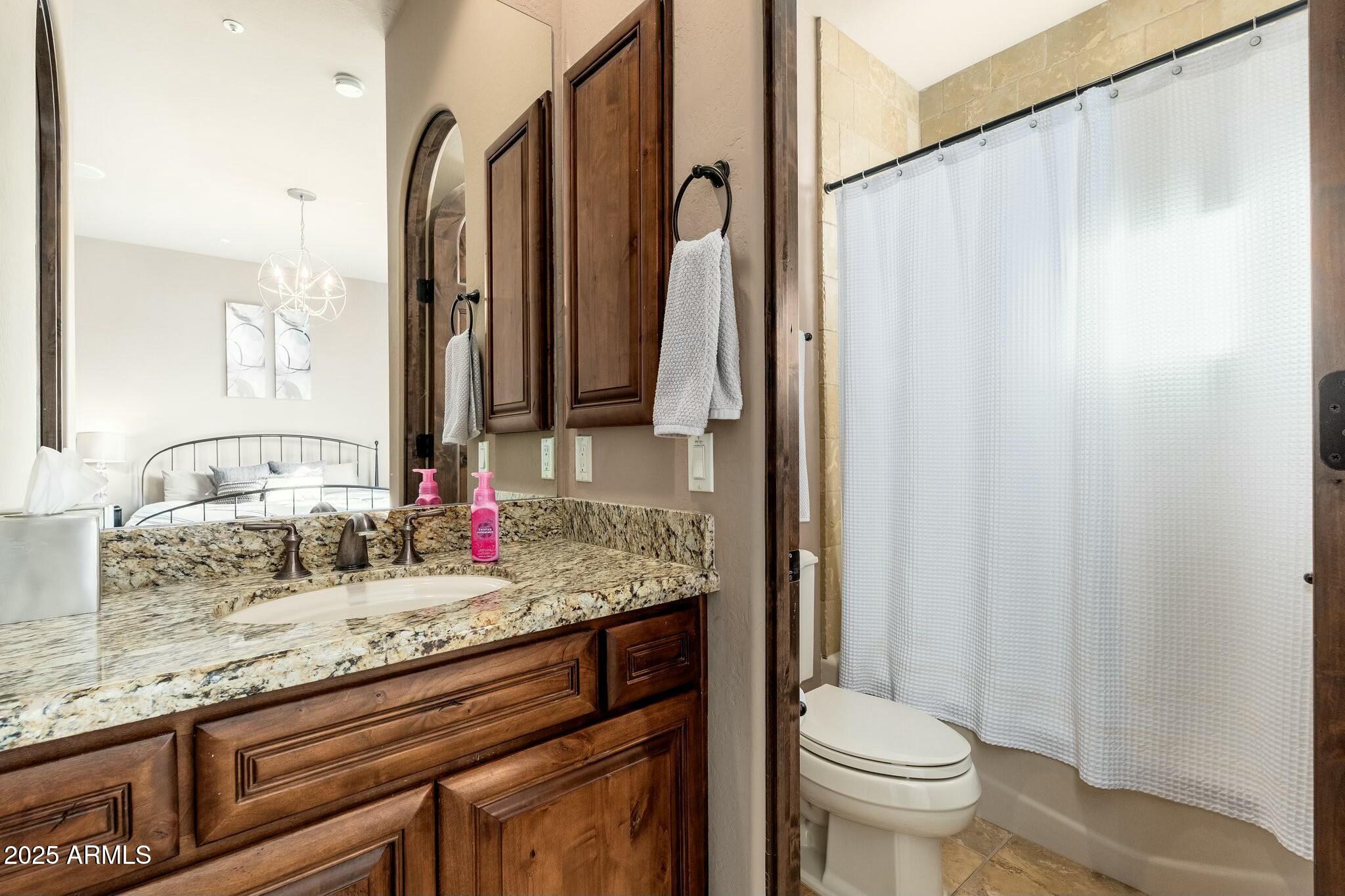 SAGUARO ESTATES - Residential