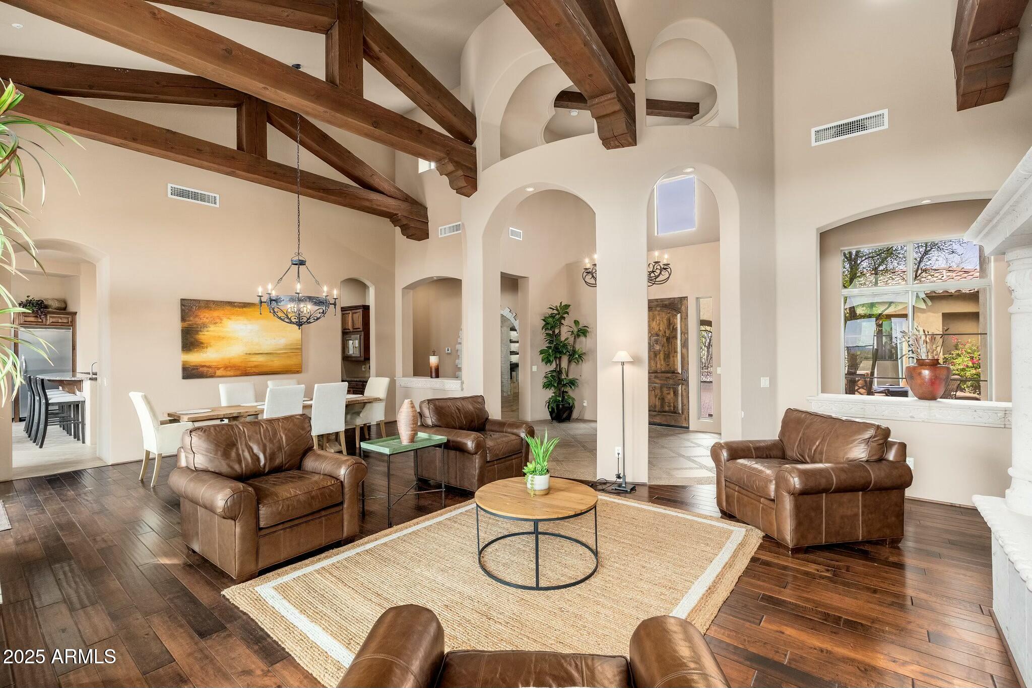 SAGUARO ESTATES - Residential