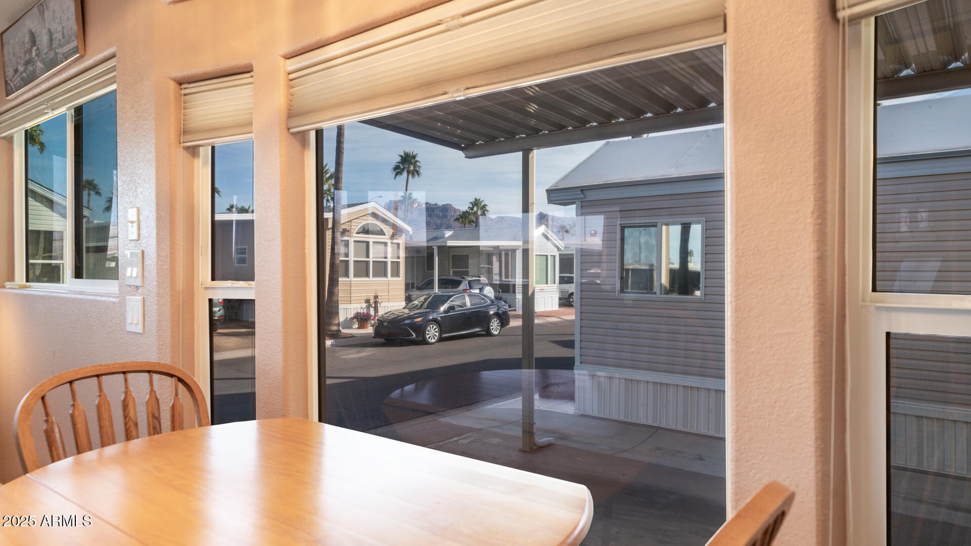 GOLDEN VISTA - Residential