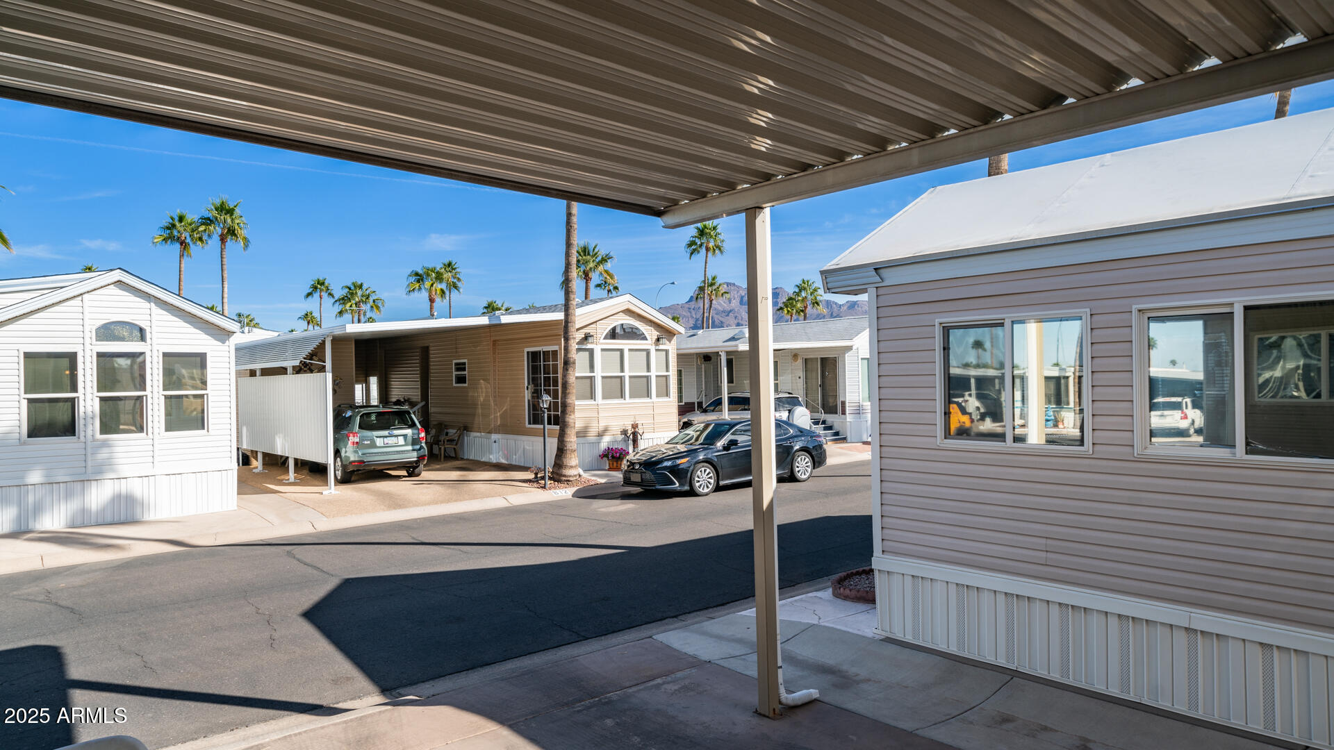 GOLDEN VISTA - Residential