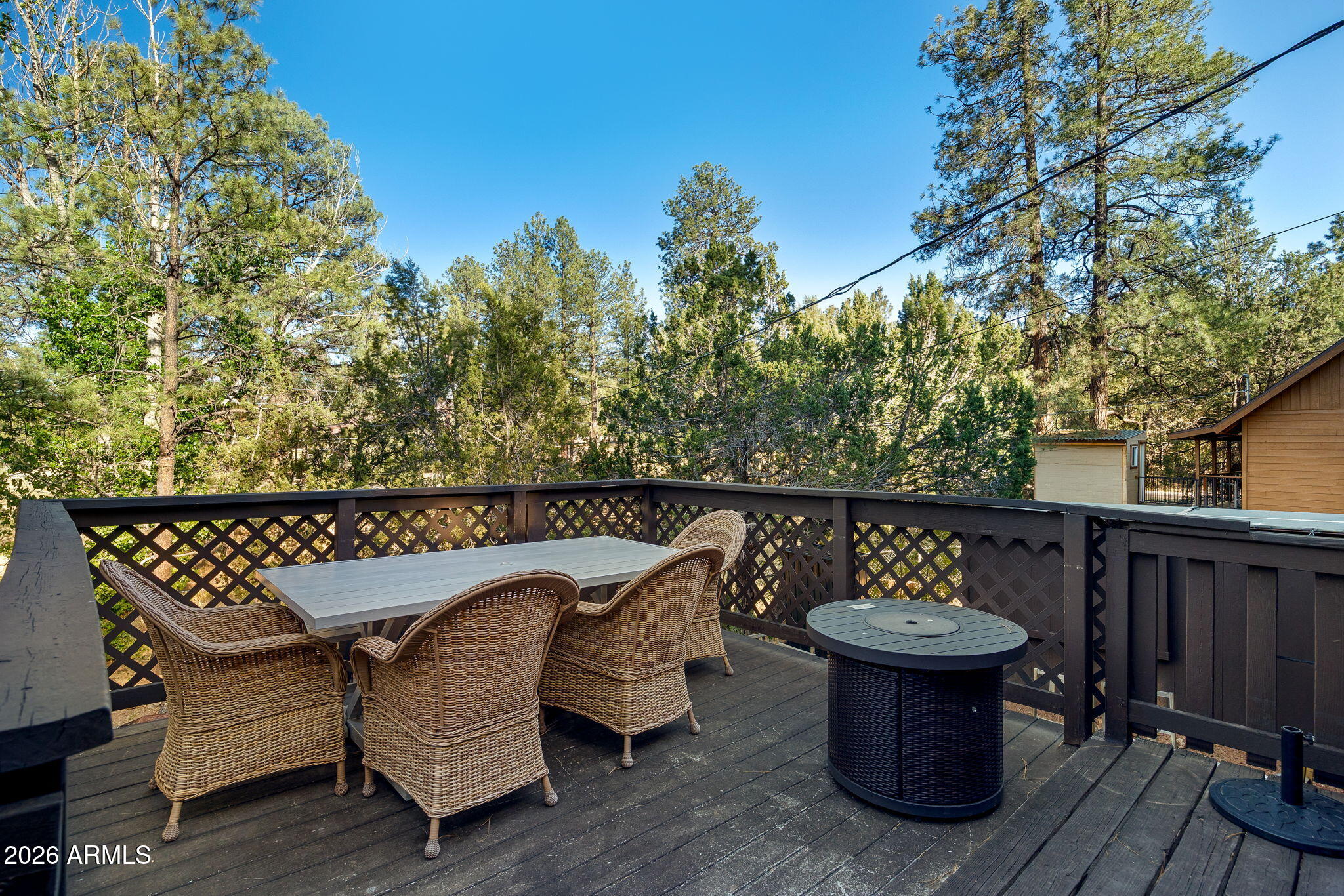 TIMBERLAKE PINES PINEWOODS UNIT 2 - Residential