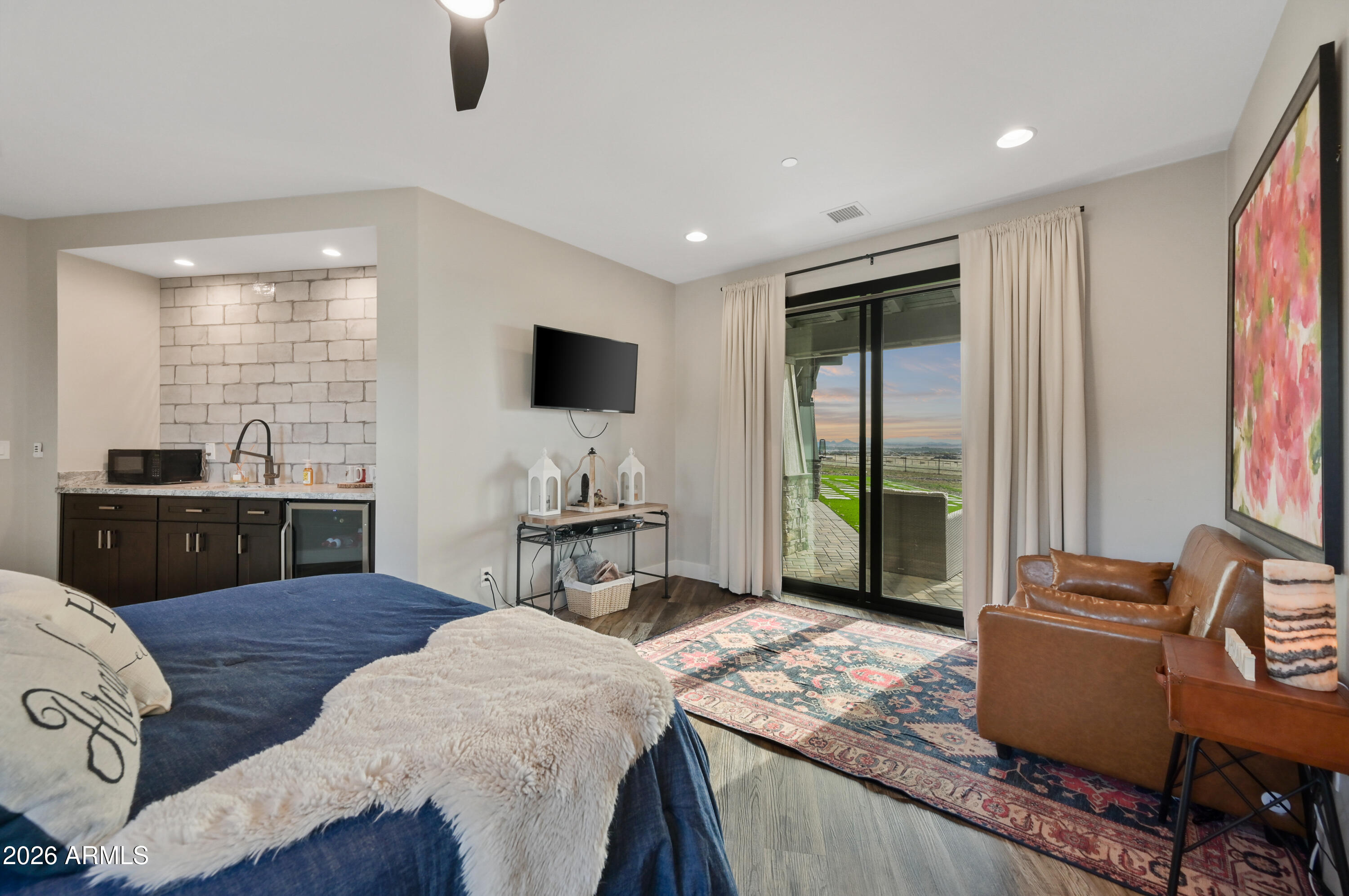 VENTURA RANCH - Residential