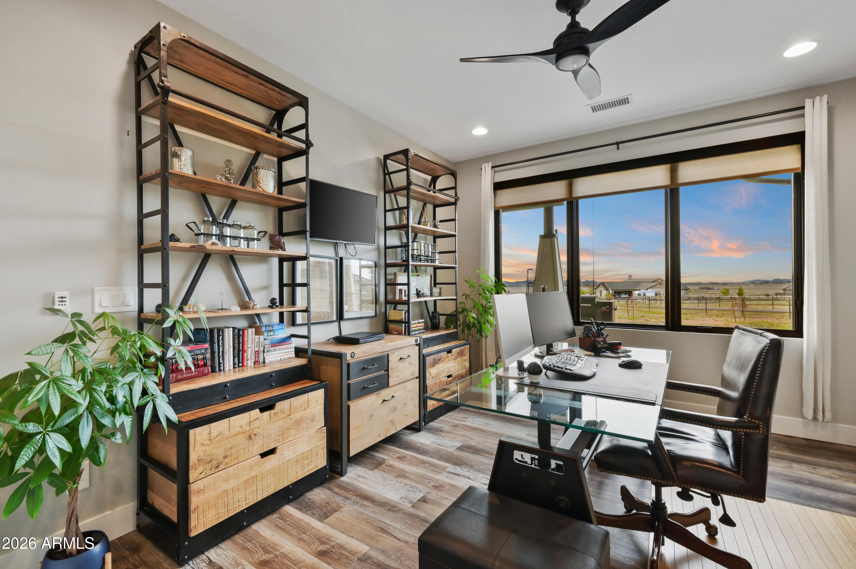 VENTURA RANCH - Residential