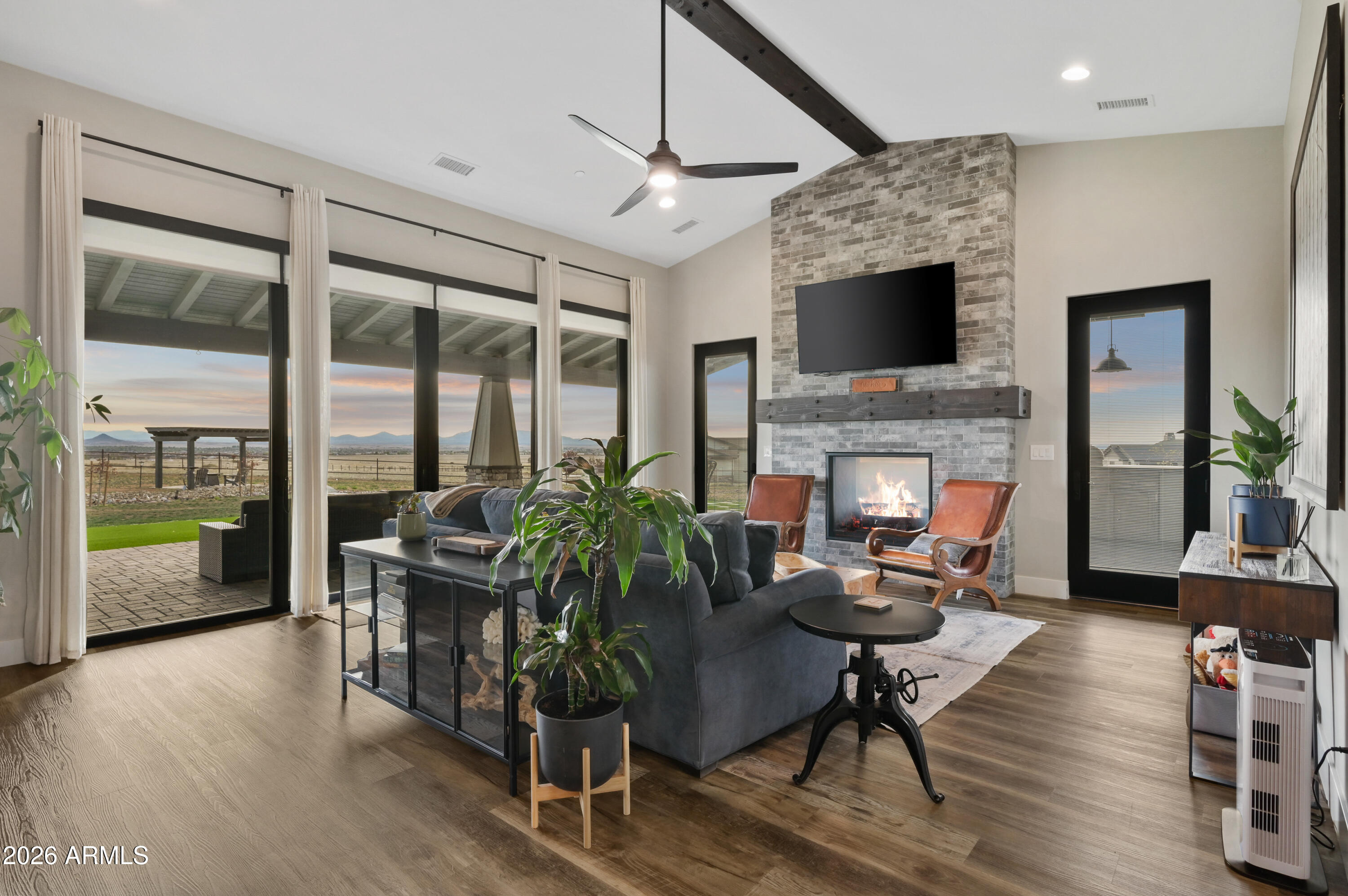 VENTURA RANCH - Residential