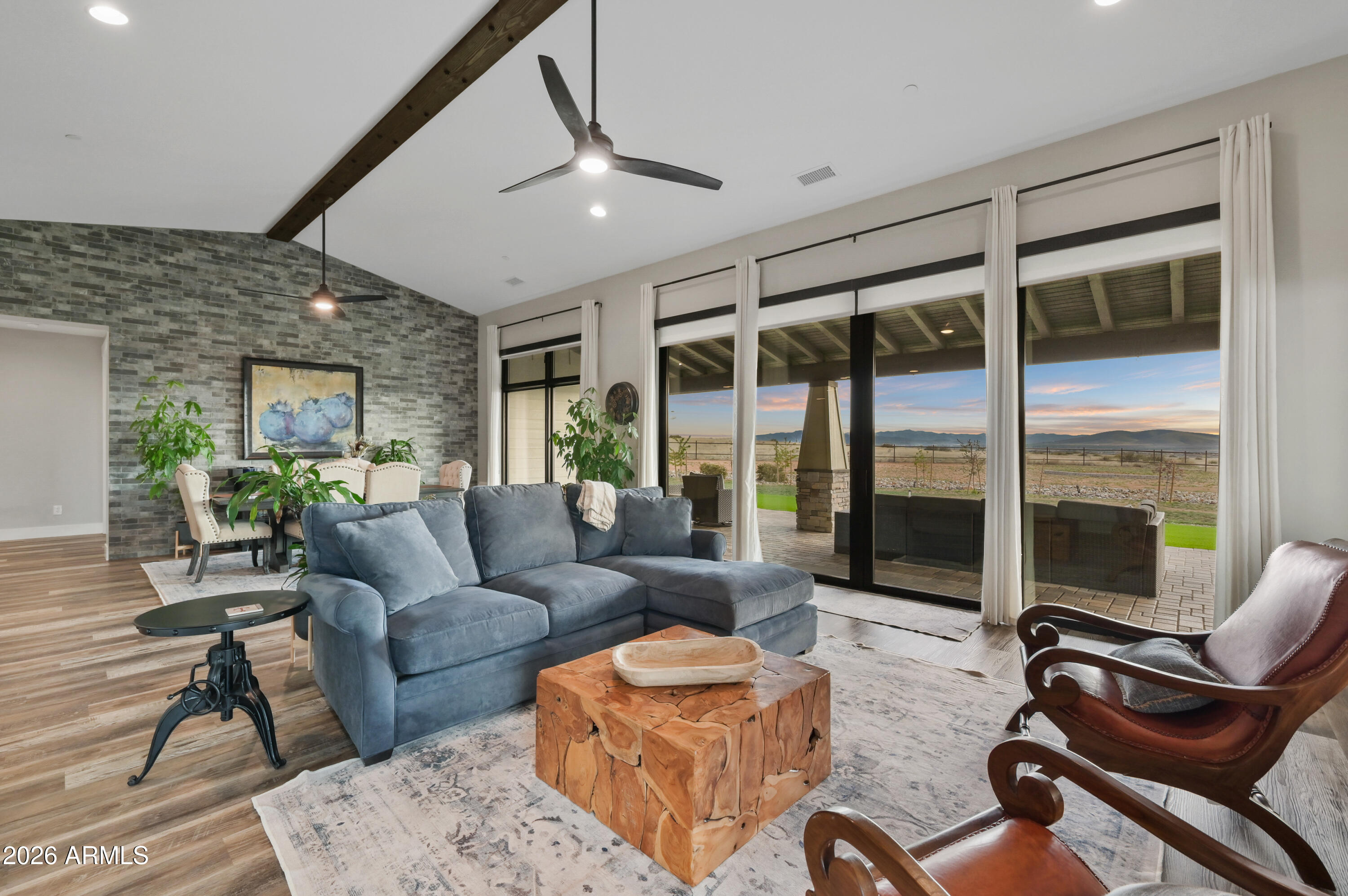VENTURA RANCH - Residential