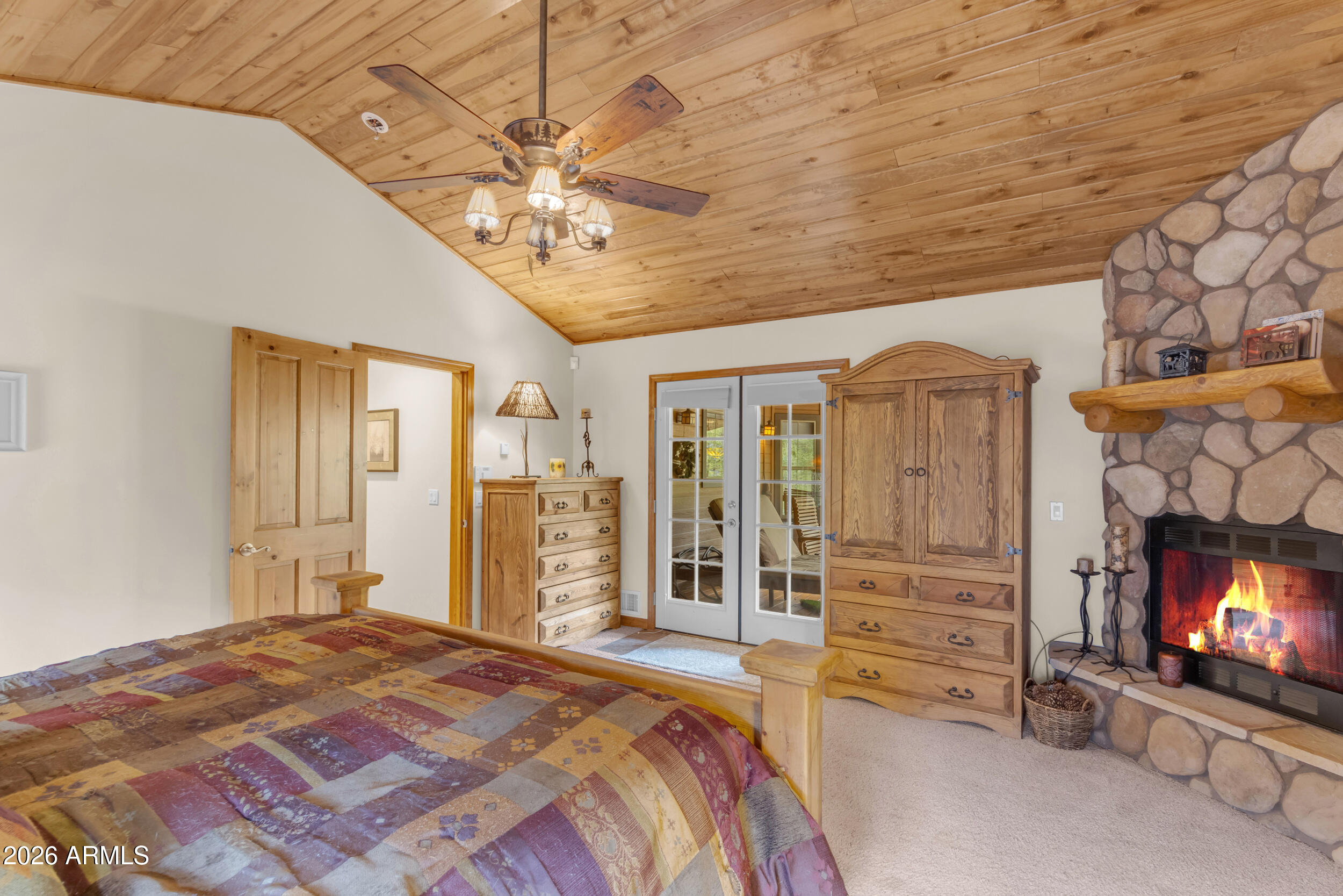 STRAWBERRY HOLLOW PHASE 1 - Residential