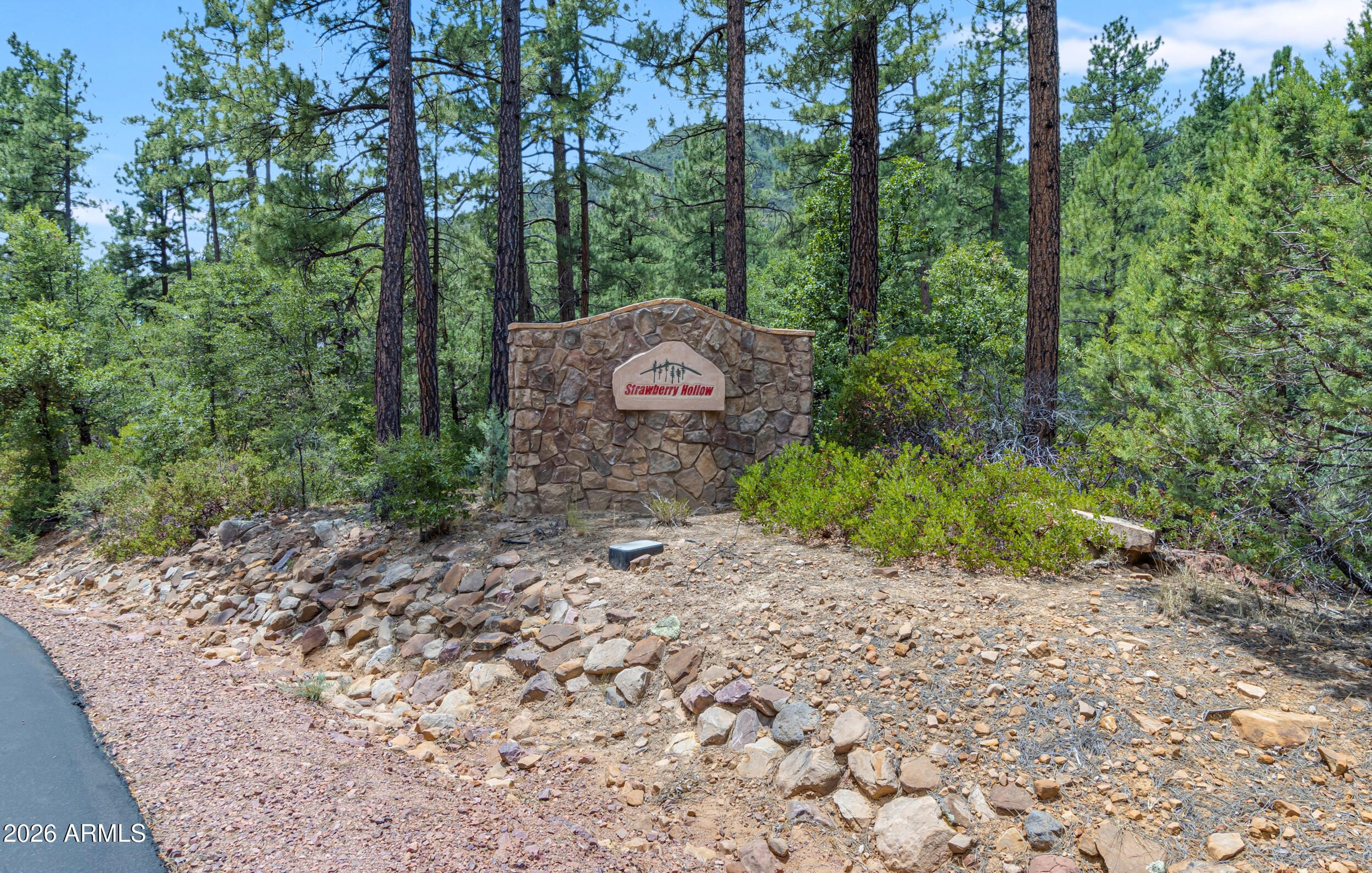 STRAWBERRY HOLLOW PHASE 1 - Residential