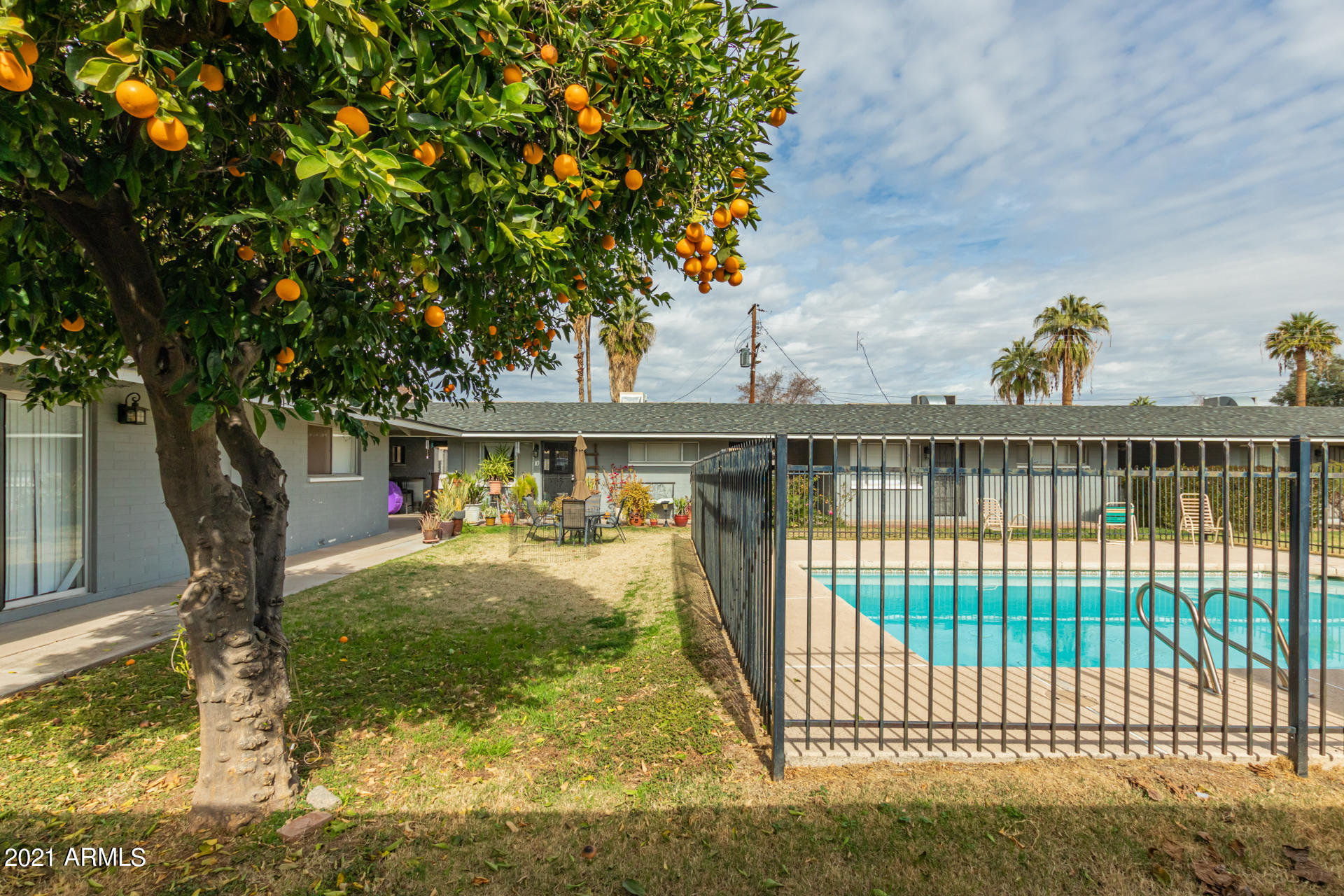SANDSTONE CONDOMINIUMS - Residential Income