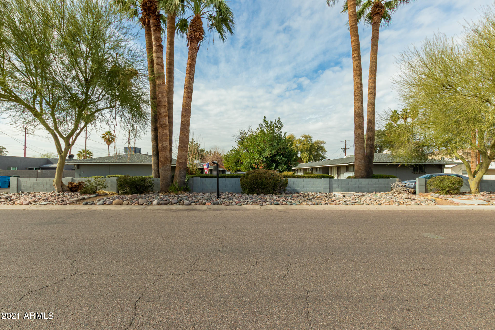 SANDSTONE CONDOMINIUMS - Residential Income