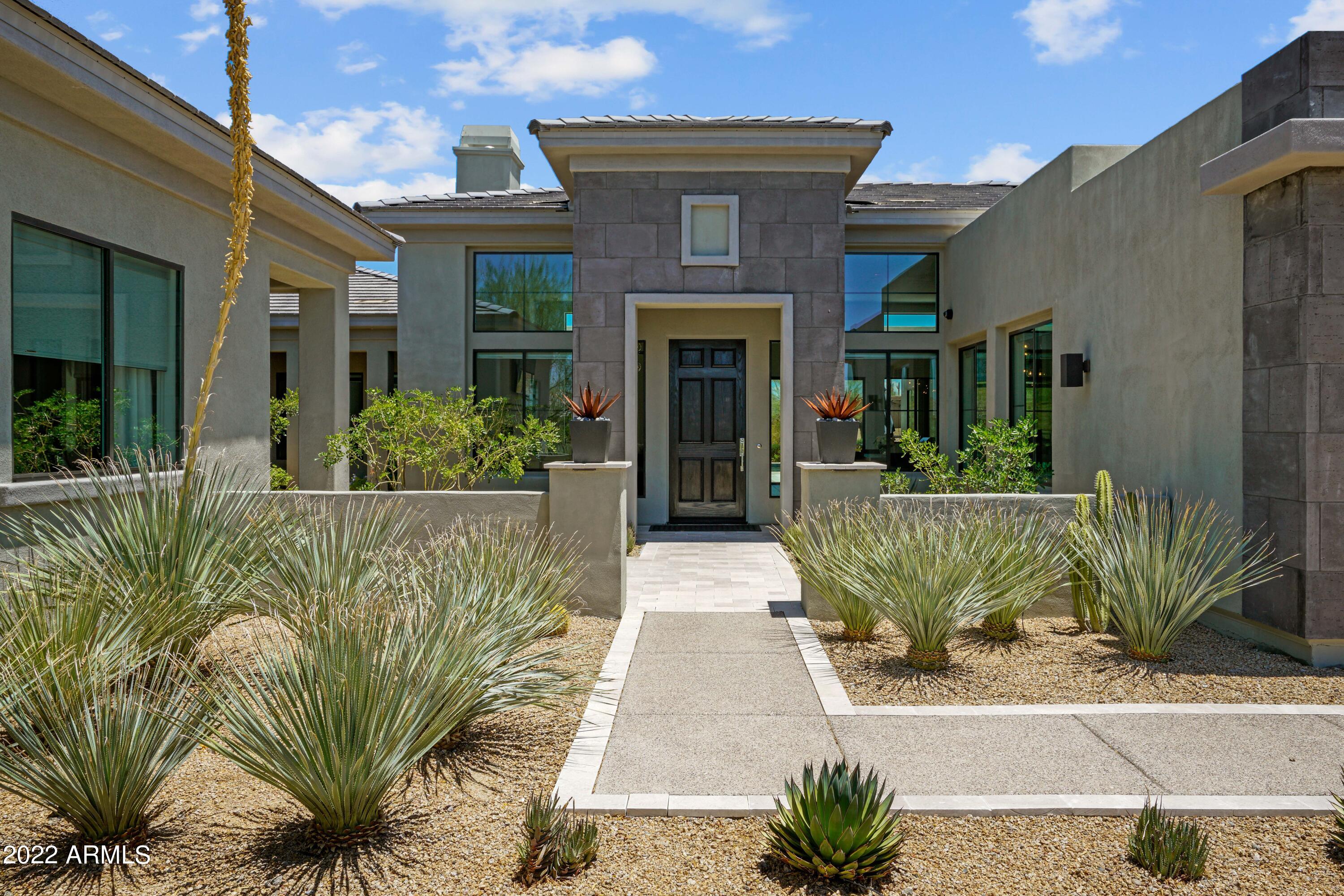 TURQUESA EQUESTRIAN ESTATES - Residential