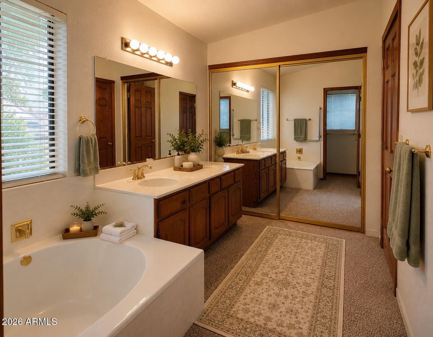 GARDEN LAKES GARDEN LAKE MANOR - Residential