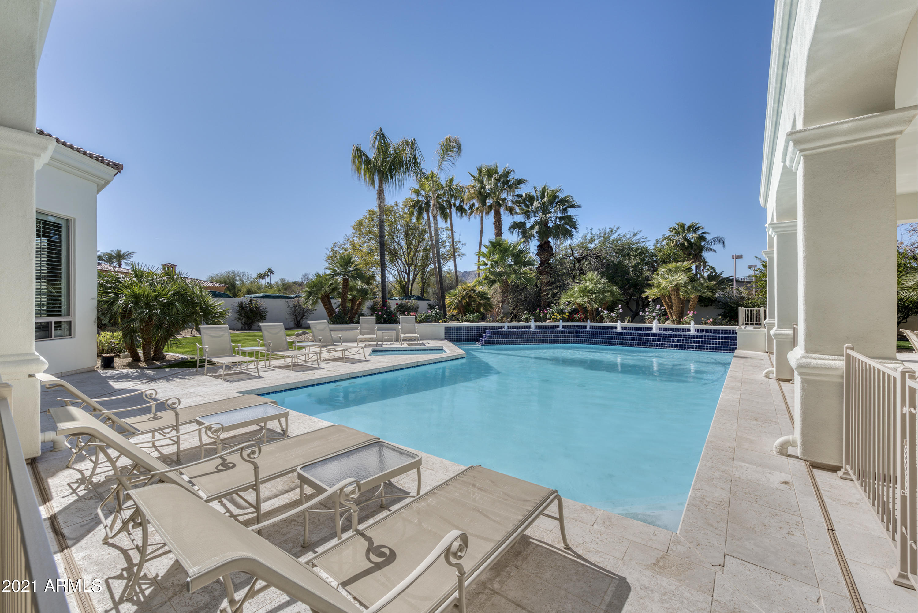 Hidden Paradise - Residential