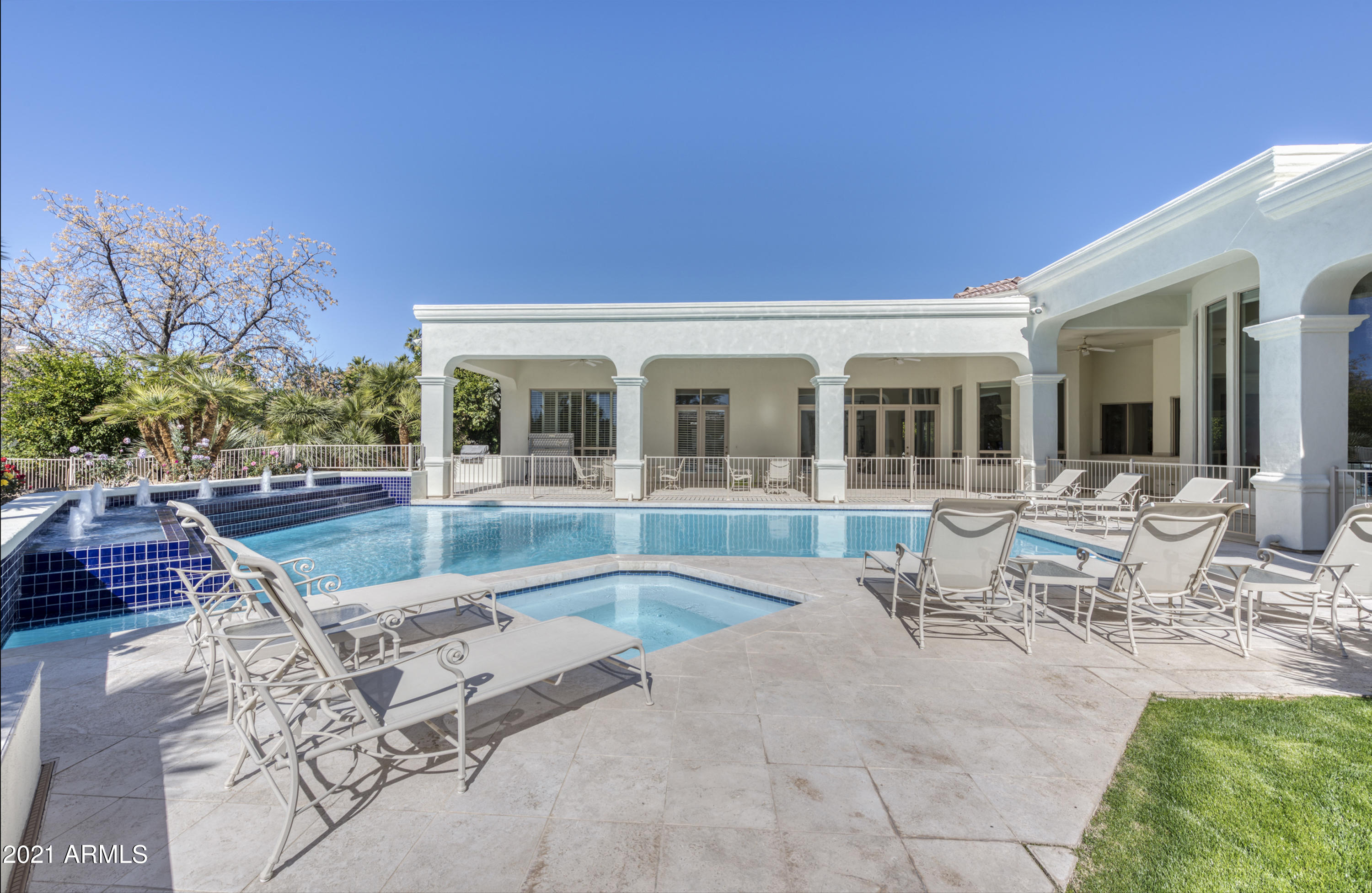 Hidden Paradise - Residential