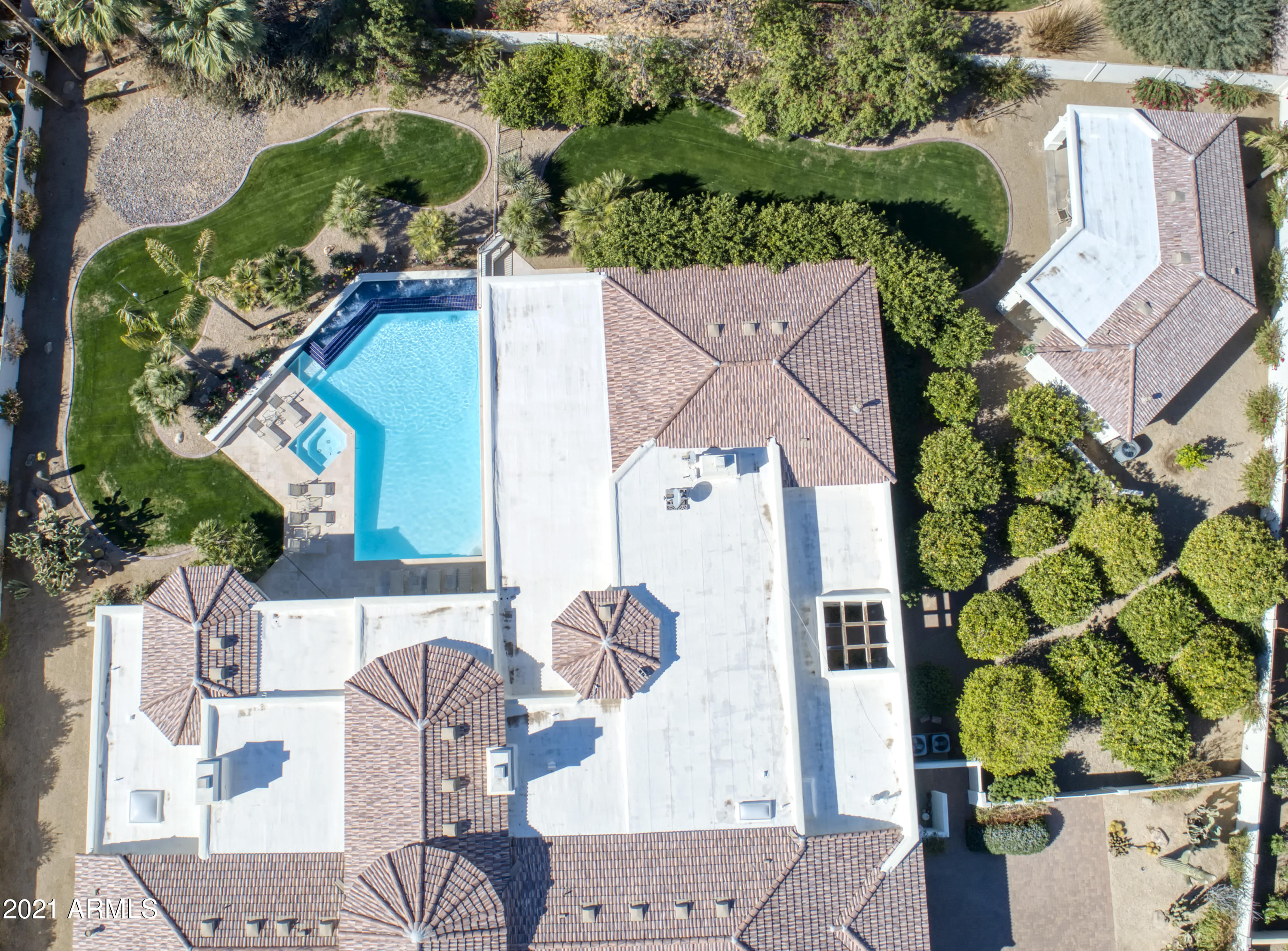 Hidden Paradise - Residential