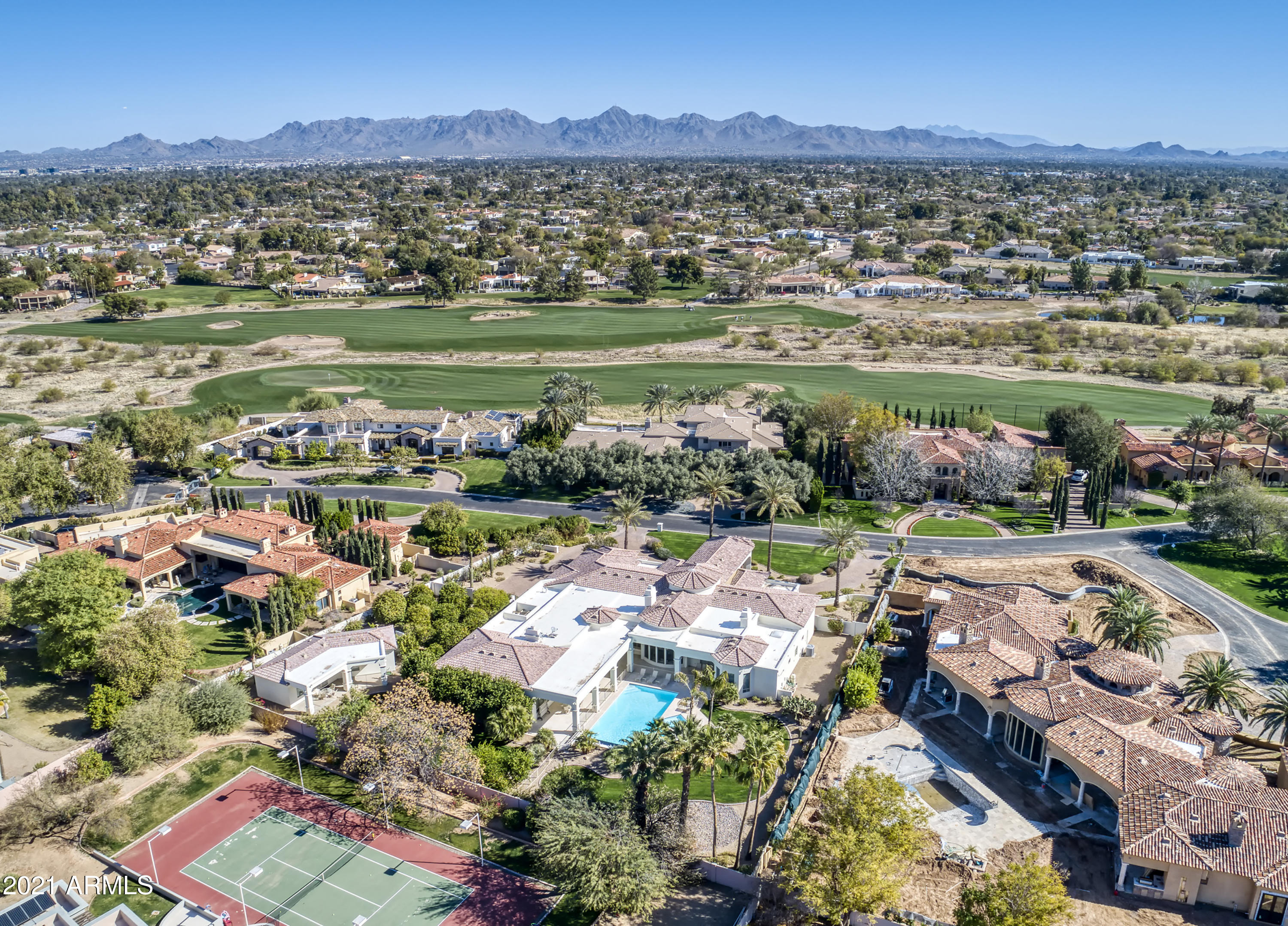 Hidden Paradise - Residential