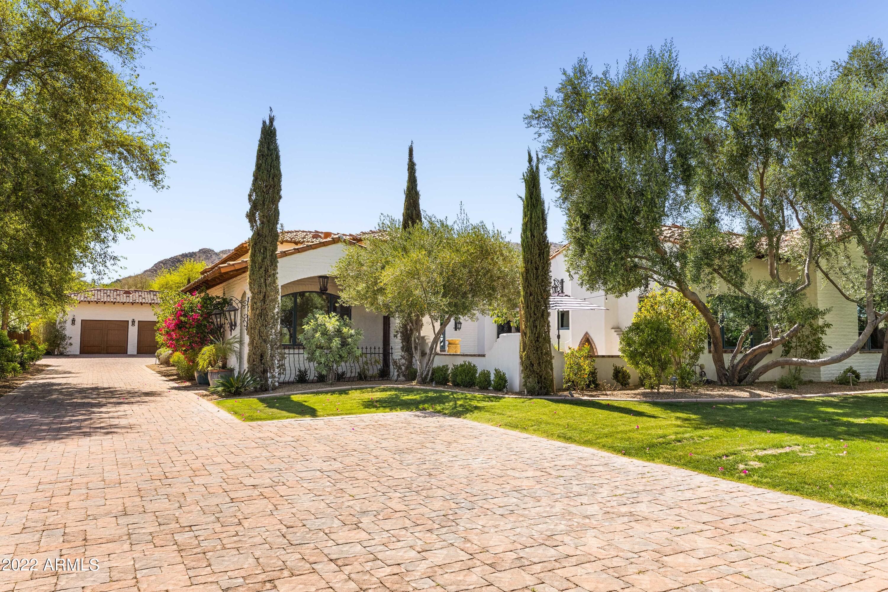 PARADISE VALLEY ENCLAVE - Residential