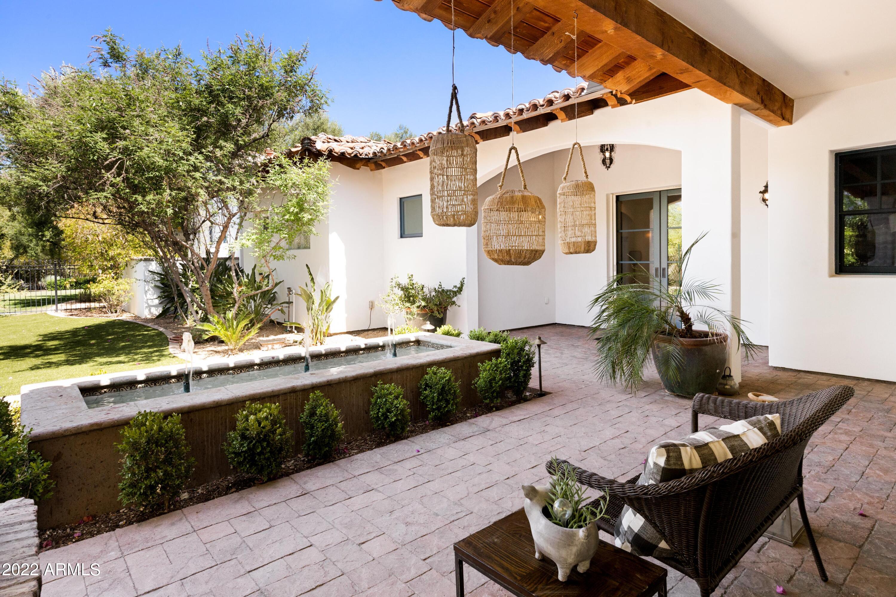 PARADISE VALLEY ENCLAVE - Residential