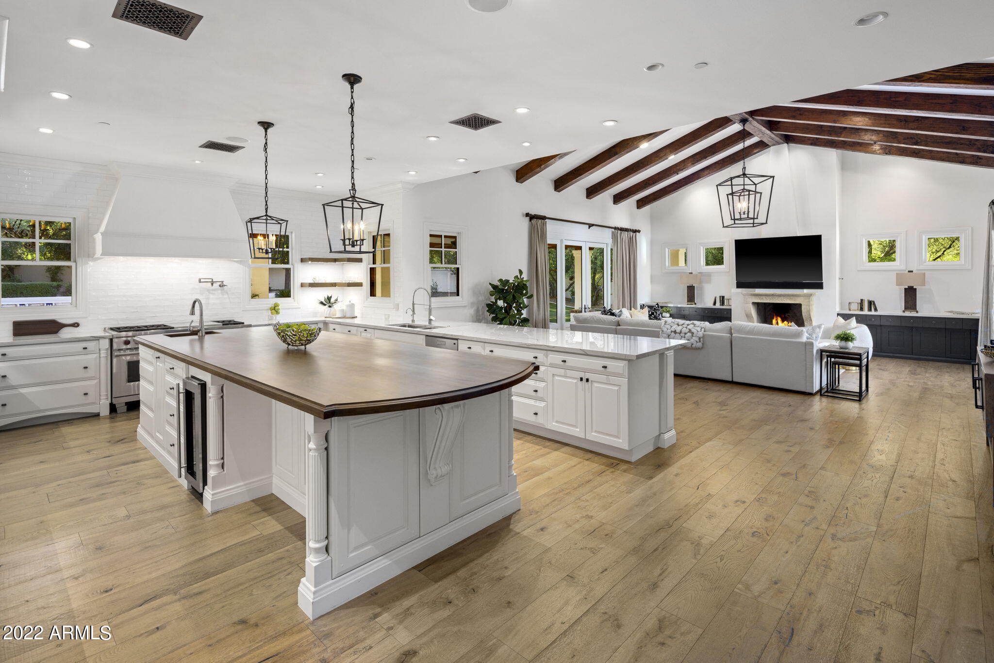 PARADISE VALLEY ENCLAVE - Residential