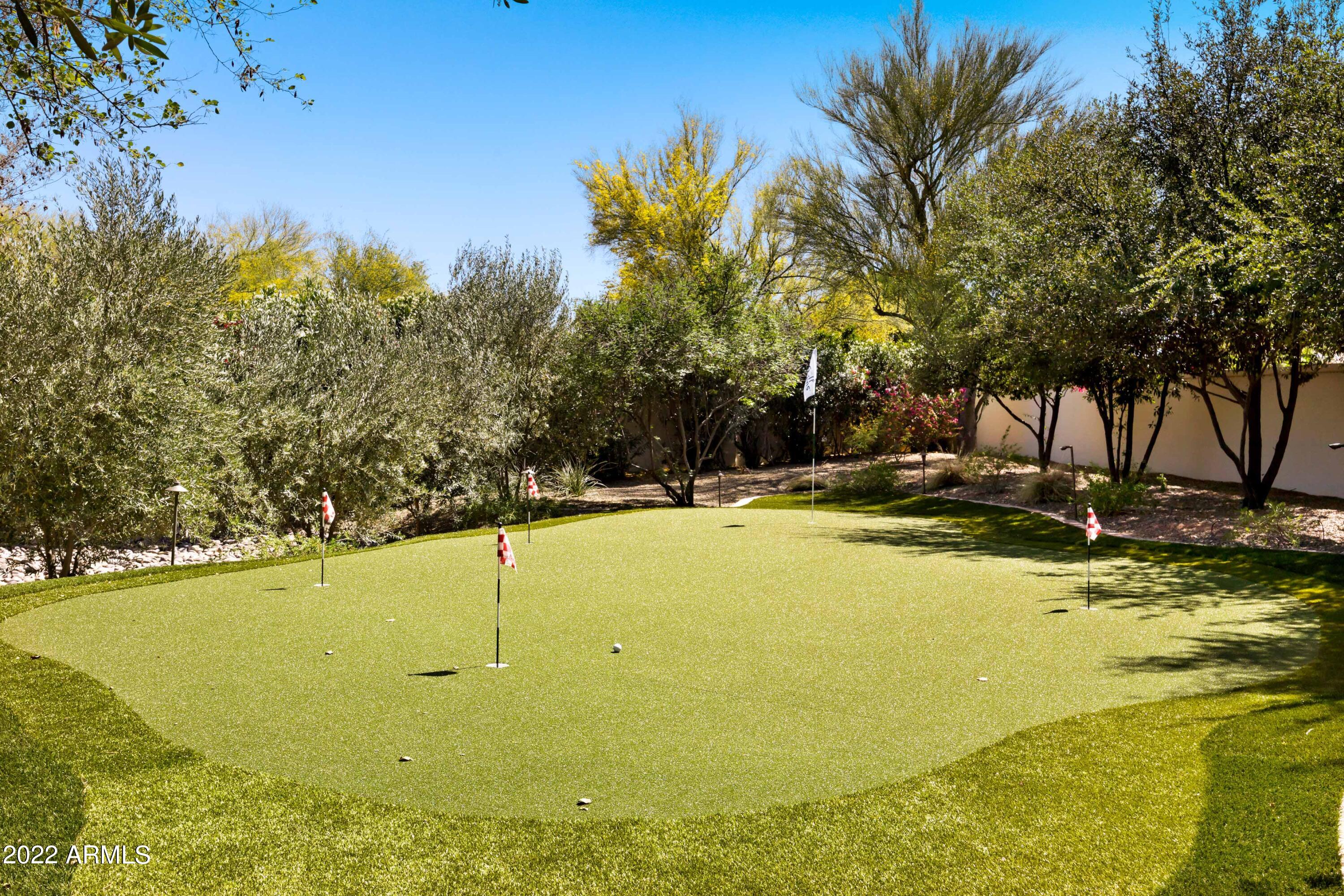 PARADISE VALLEY ENCLAVE - Residential