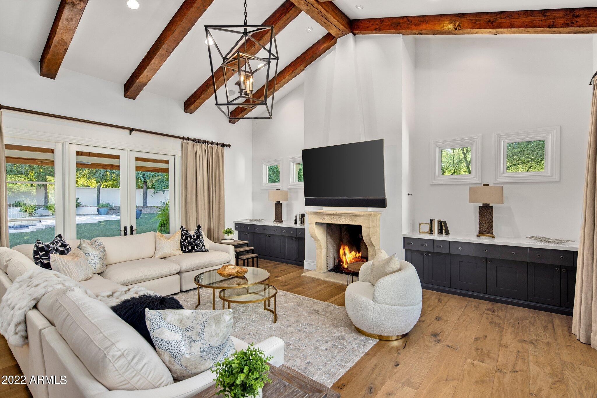 PARADISE VALLEY ENCLAVE - Residential