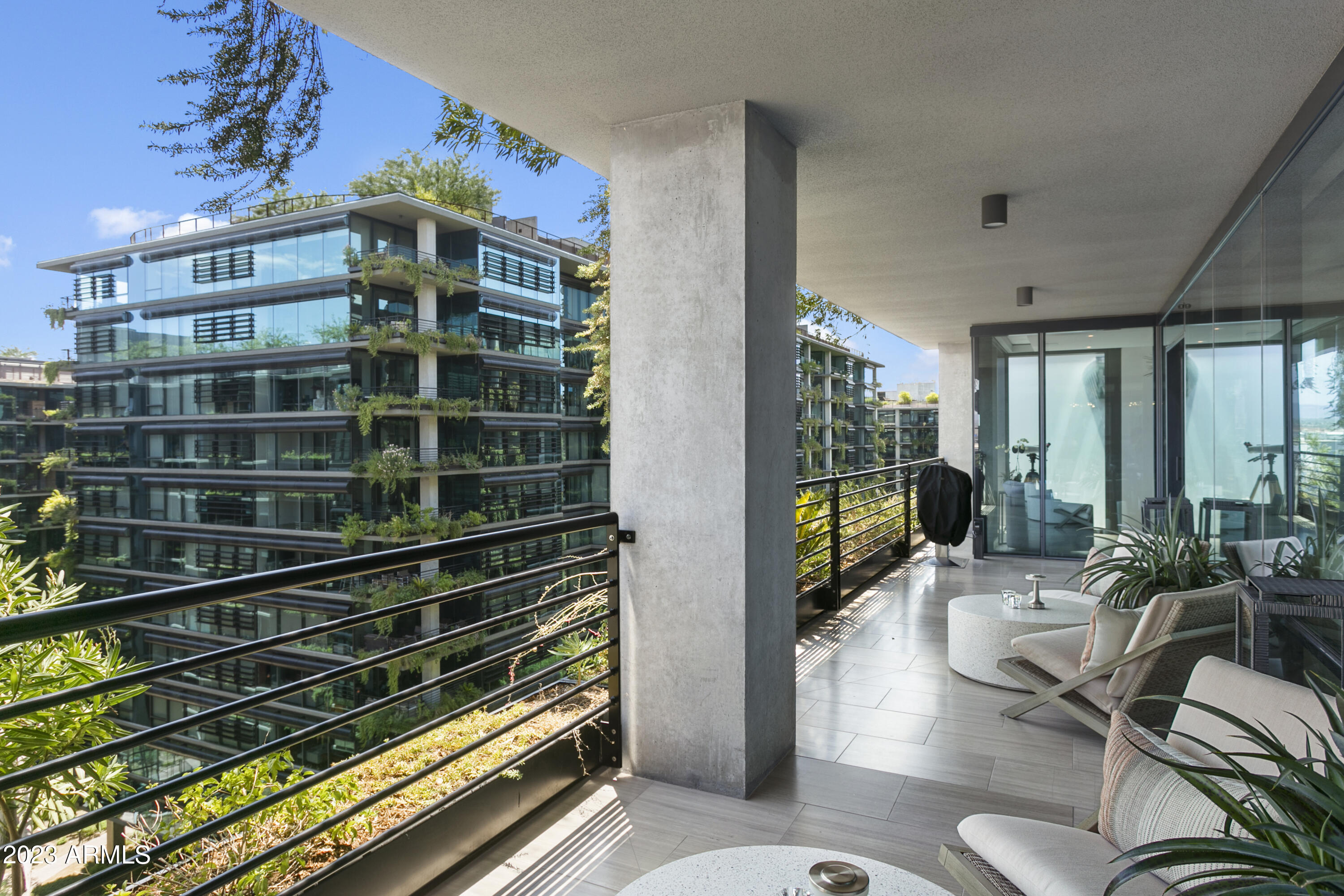 OPTIMA KIERLAND CENTER 7120 CONDOMINIUM 2ND AMD - Residential