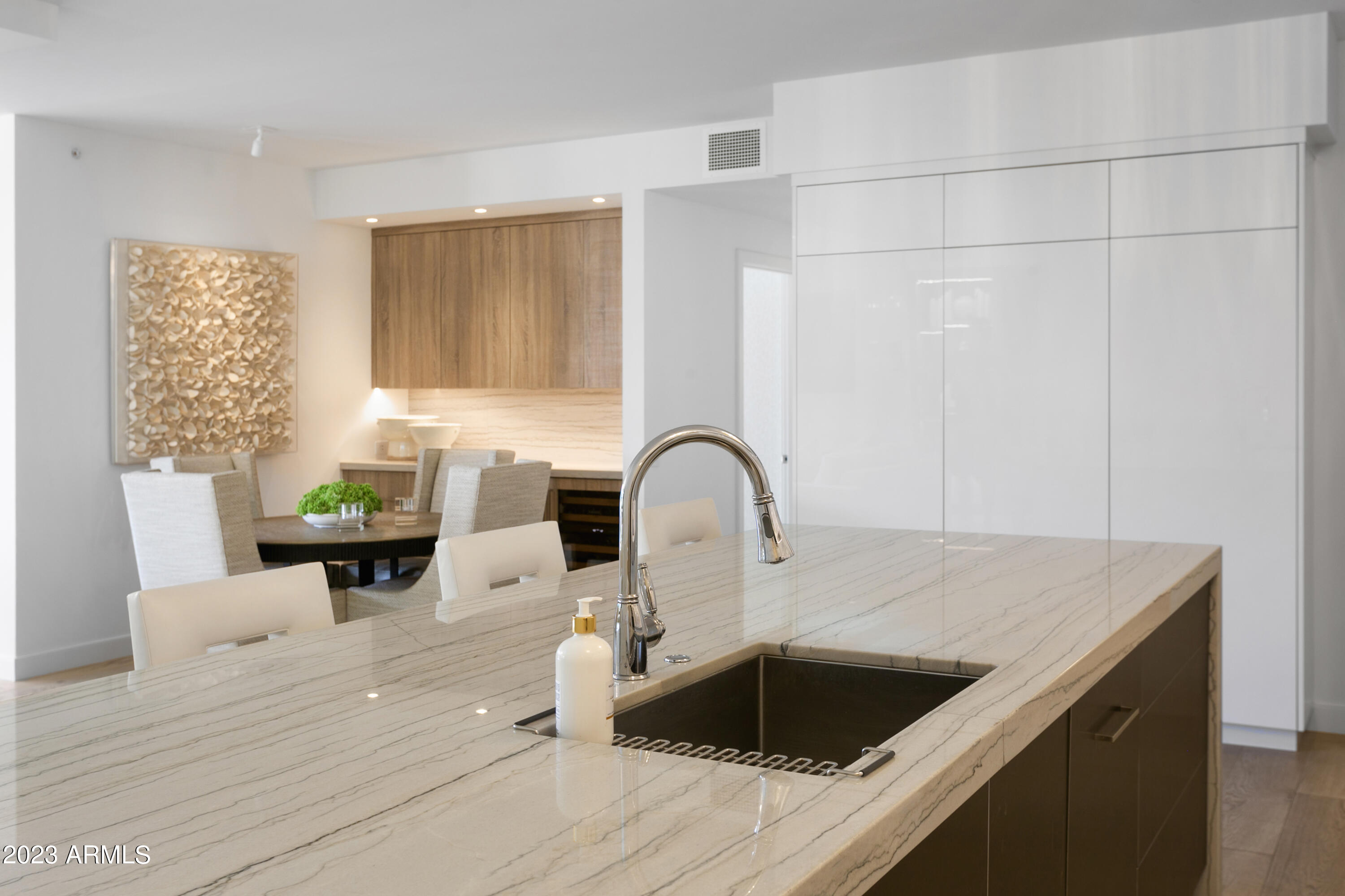 OPTIMA KIERLAND CENTER 7120 CONDOMINIUM 2ND AMD - Residential