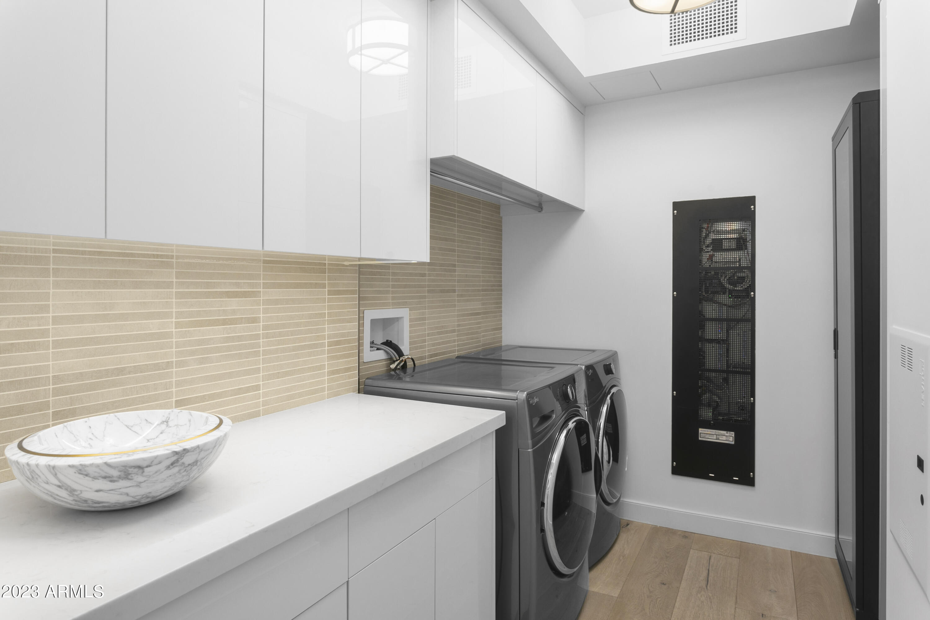OPTIMA KIERLAND CENTER 7120 CONDOMINIUM 2ND AMD - Residential