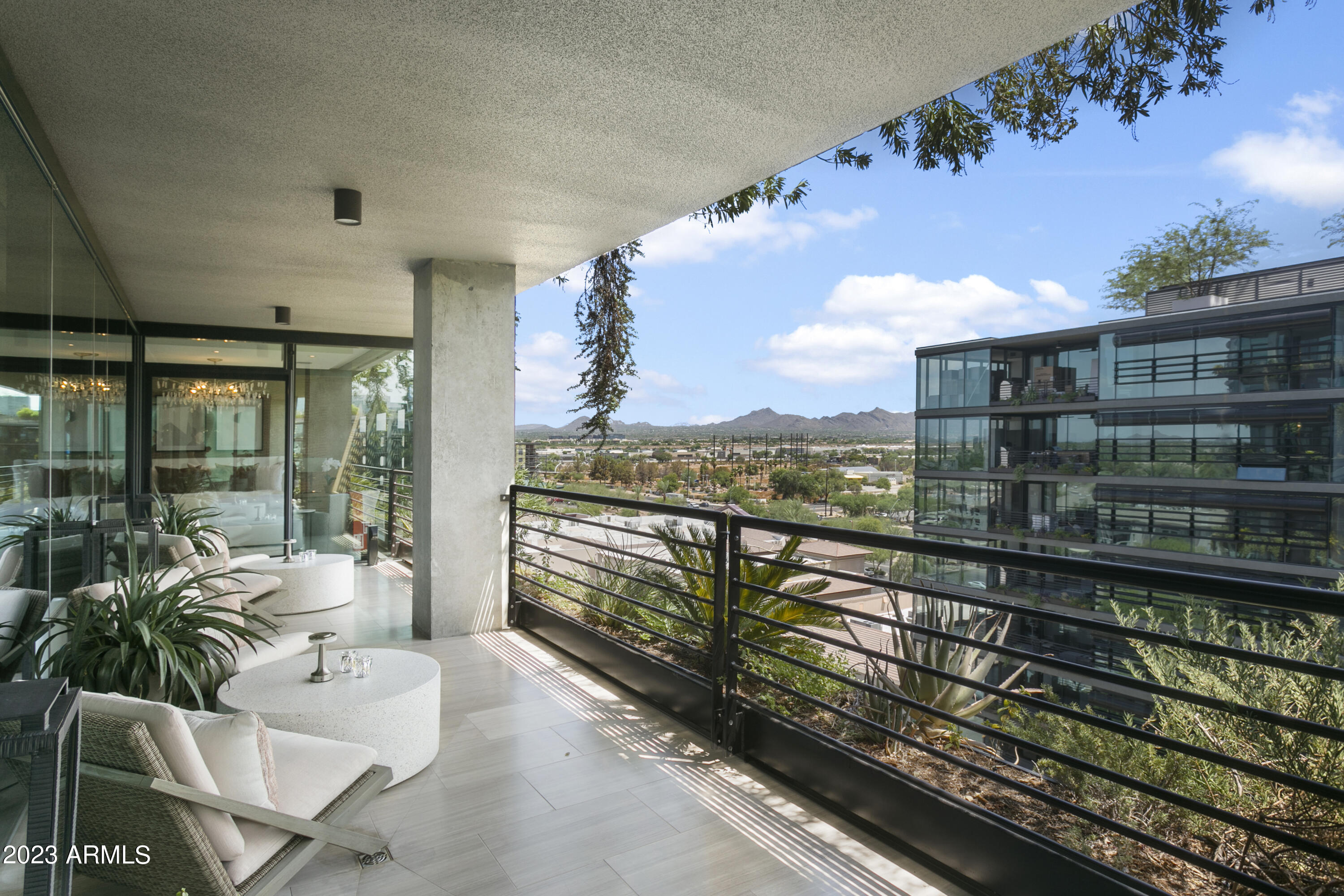 OPTIMA KIERLAND CENTER 7120 CONDOMINIUM 2ND AMD - Residential