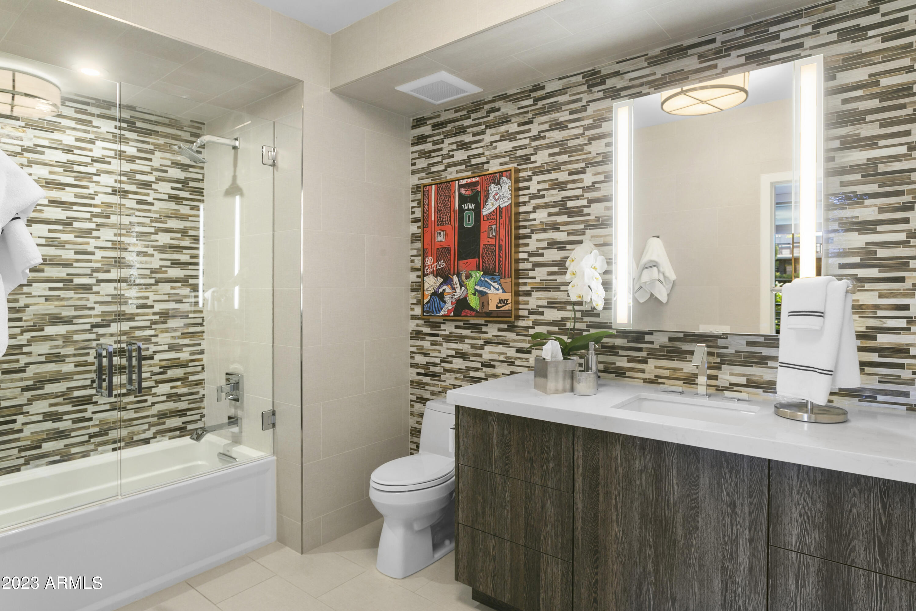 OPTIMA KIERLAND CENTER 7120 CONDOMINIUM 2ND AMD - Residential