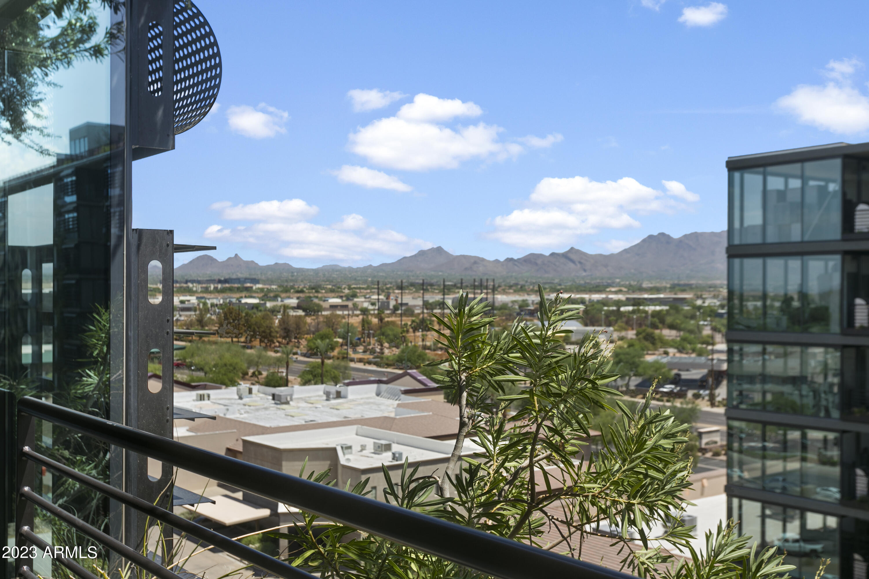 OPTIMA KIERLAND CENTER 7120 CONDOMINIUM 2ND AMD - Residential