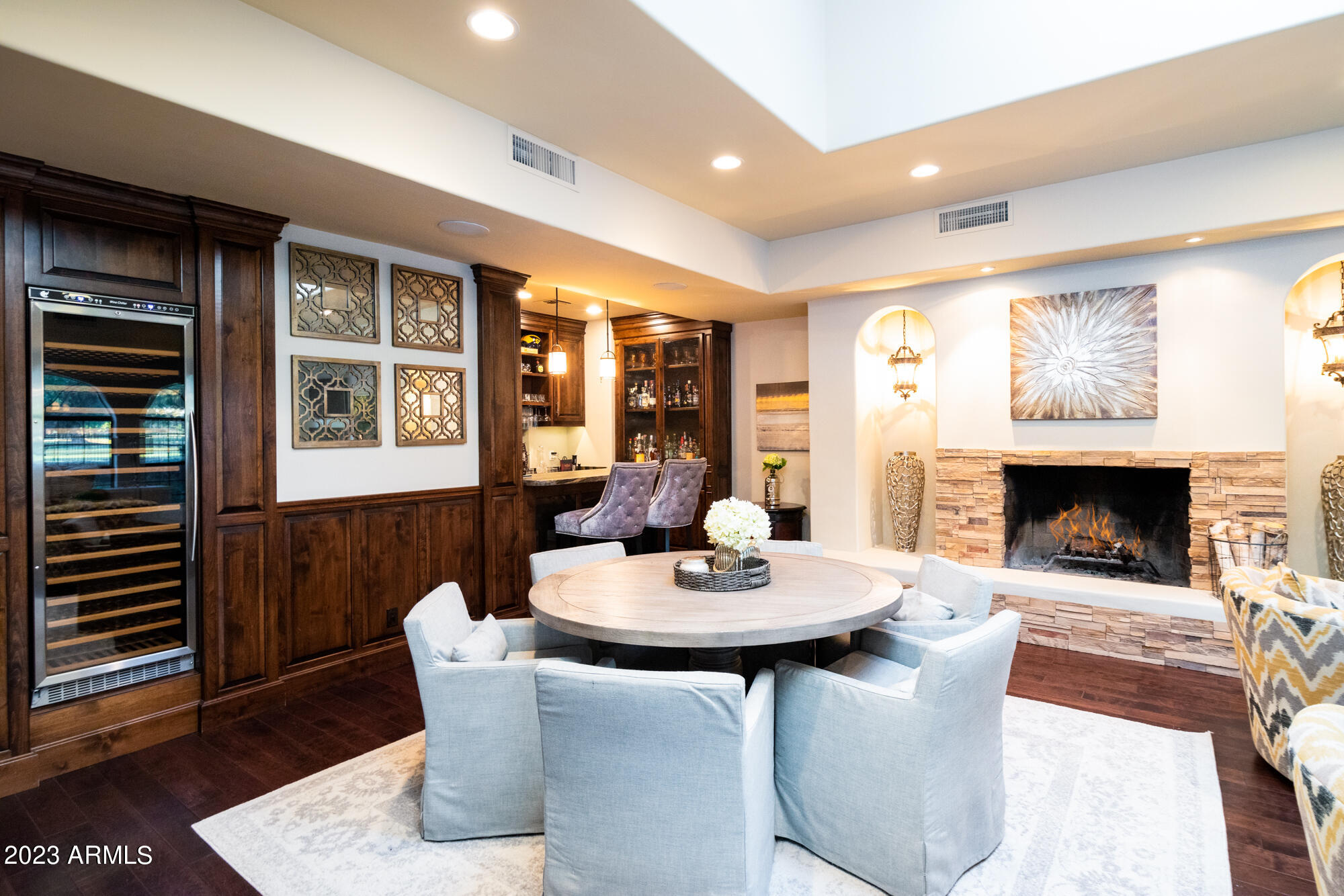 CENTURY CLUB ESTATES - Residential