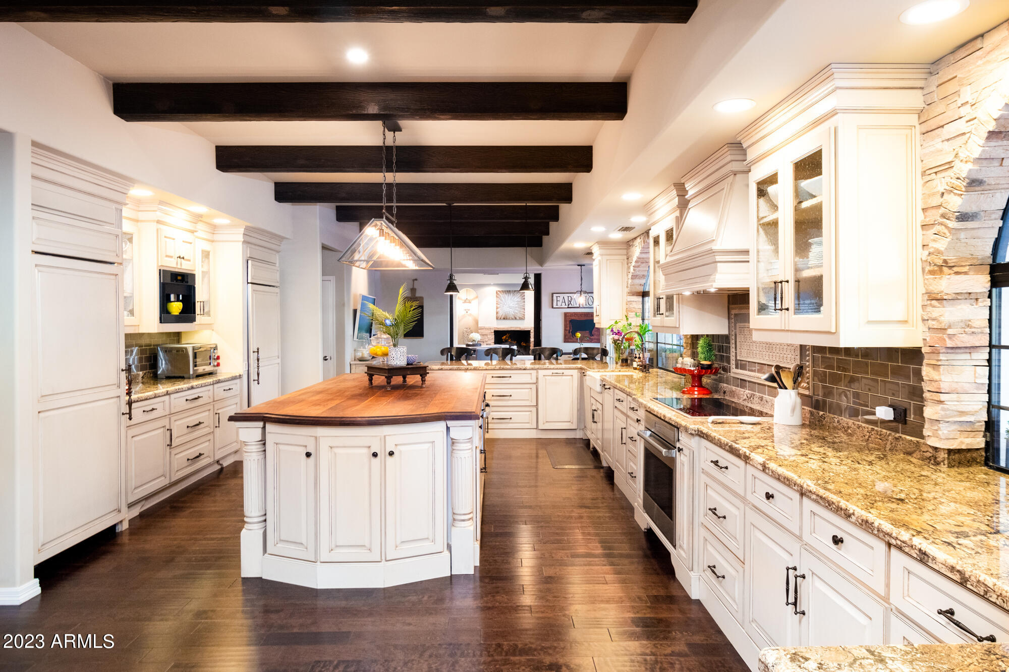 CENTURY CLUB ESTATES - Residential