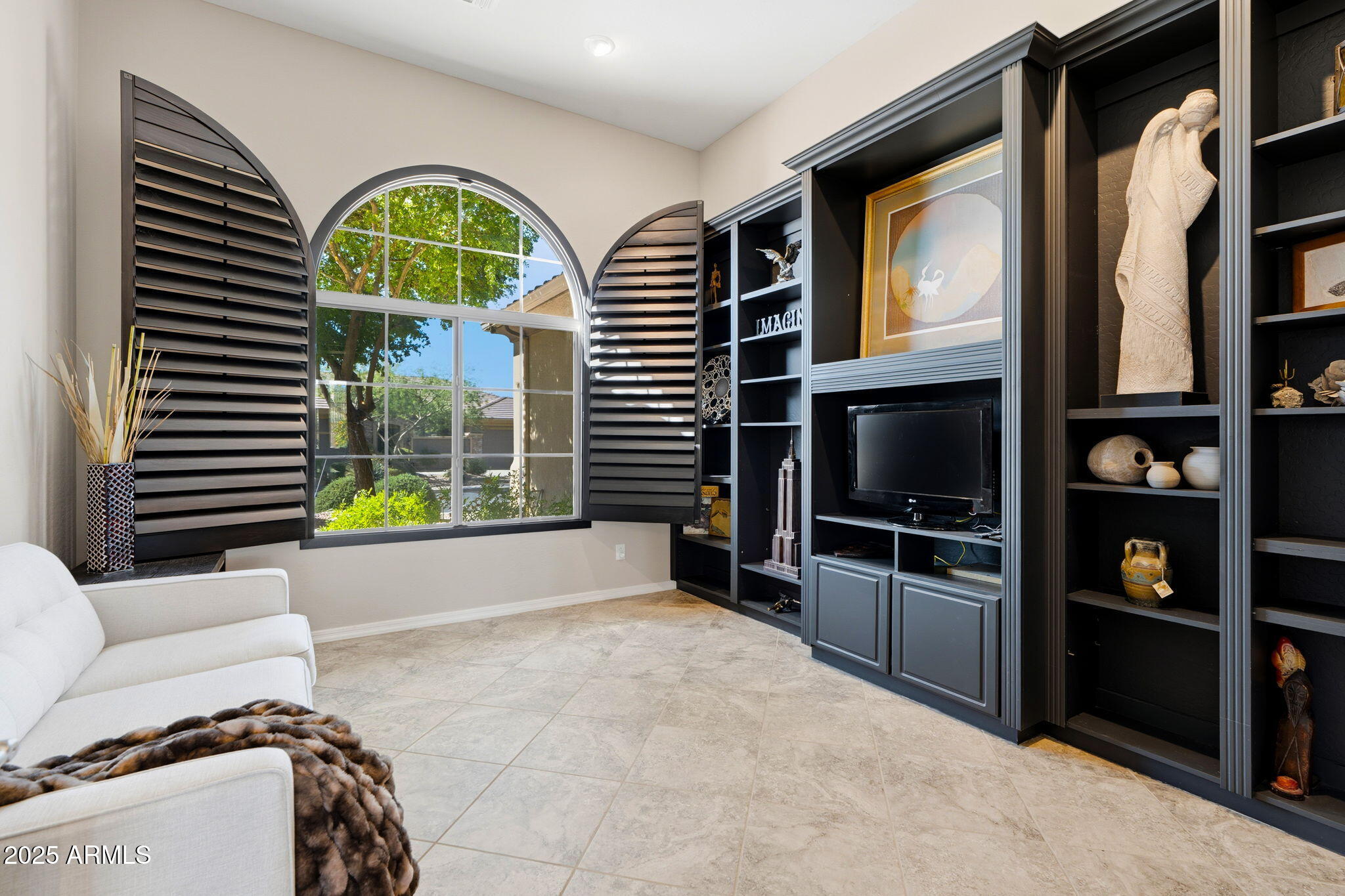 ANTHEM COUNTRY CLUB - Residential