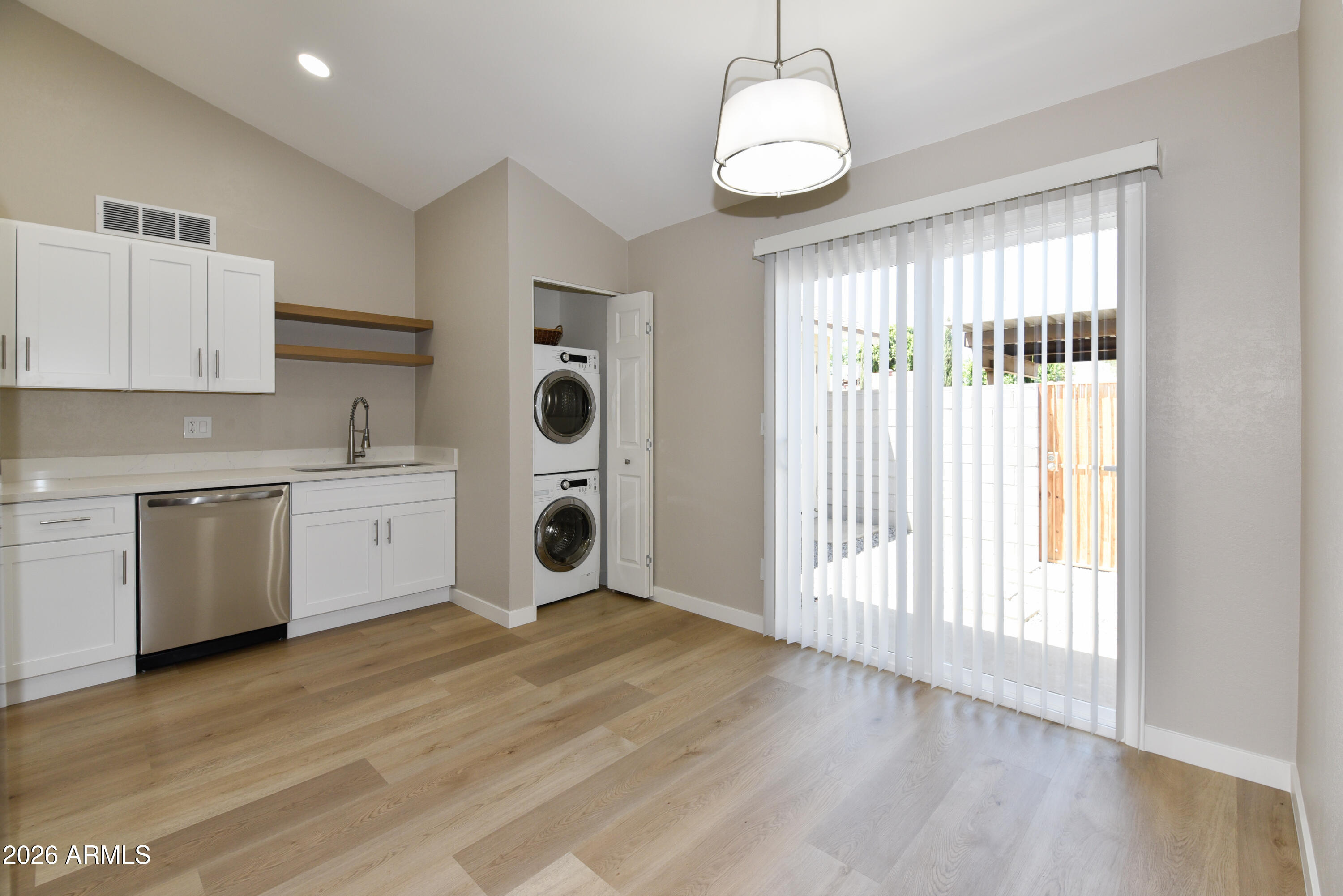 MEADOWOOD AMD - Residential