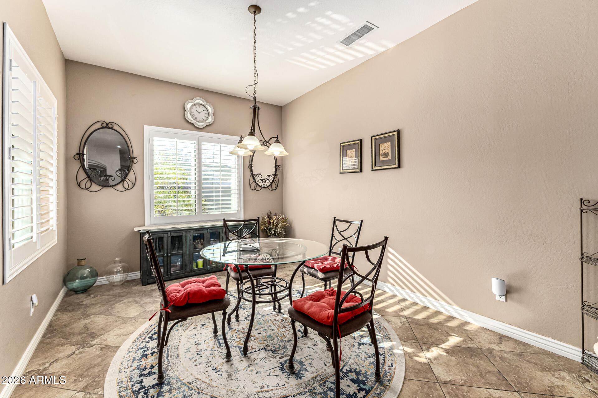 VAQUERO ESTATES - Residential