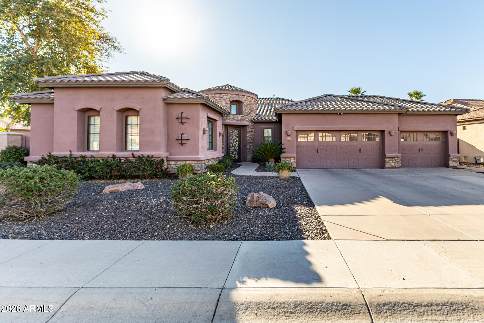 VAQUERO ESTATES - Residential