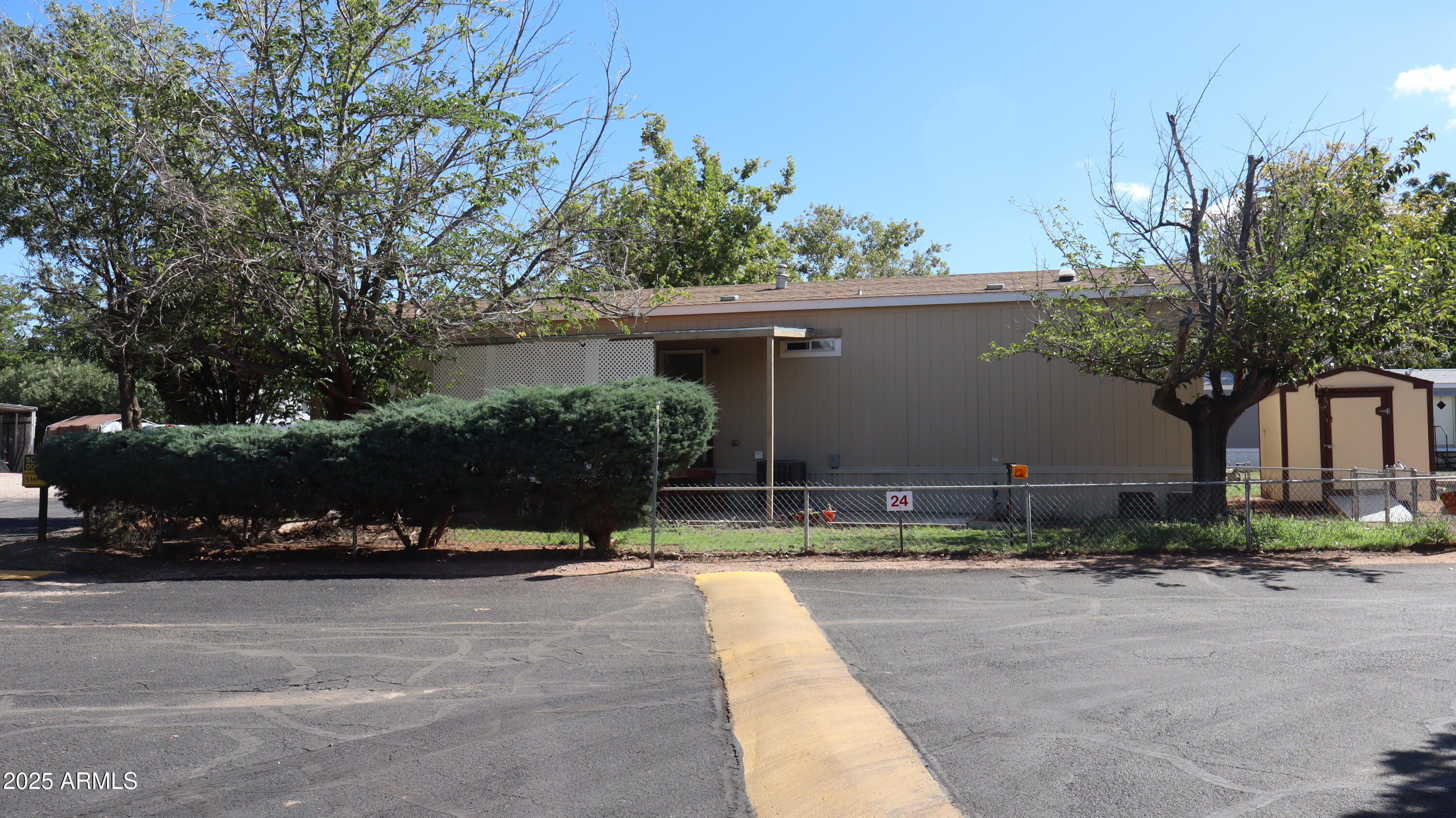 Thunderbird Mobile Home Park - Residential