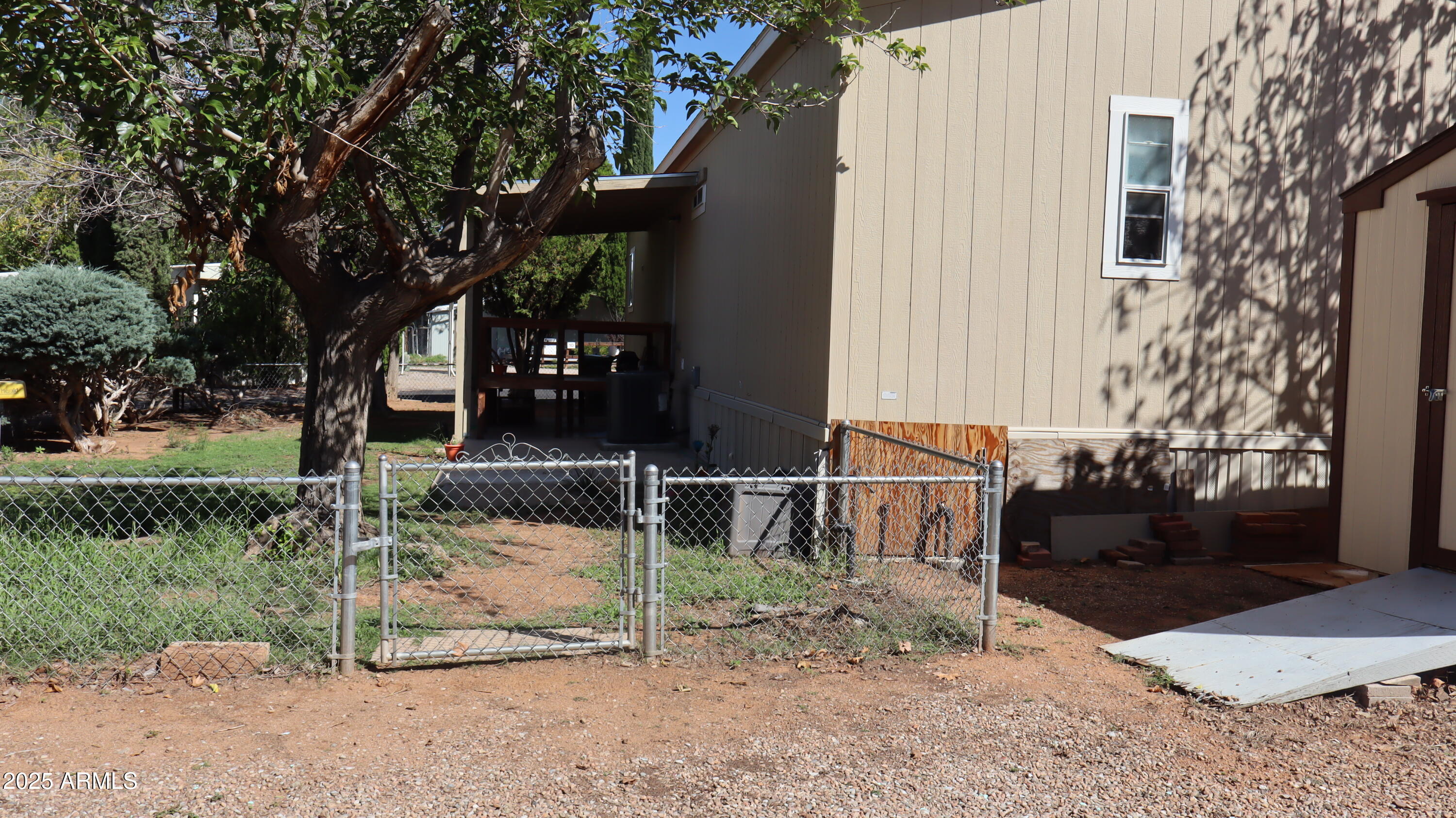 Thunderbird Mobile Home Park - Residential