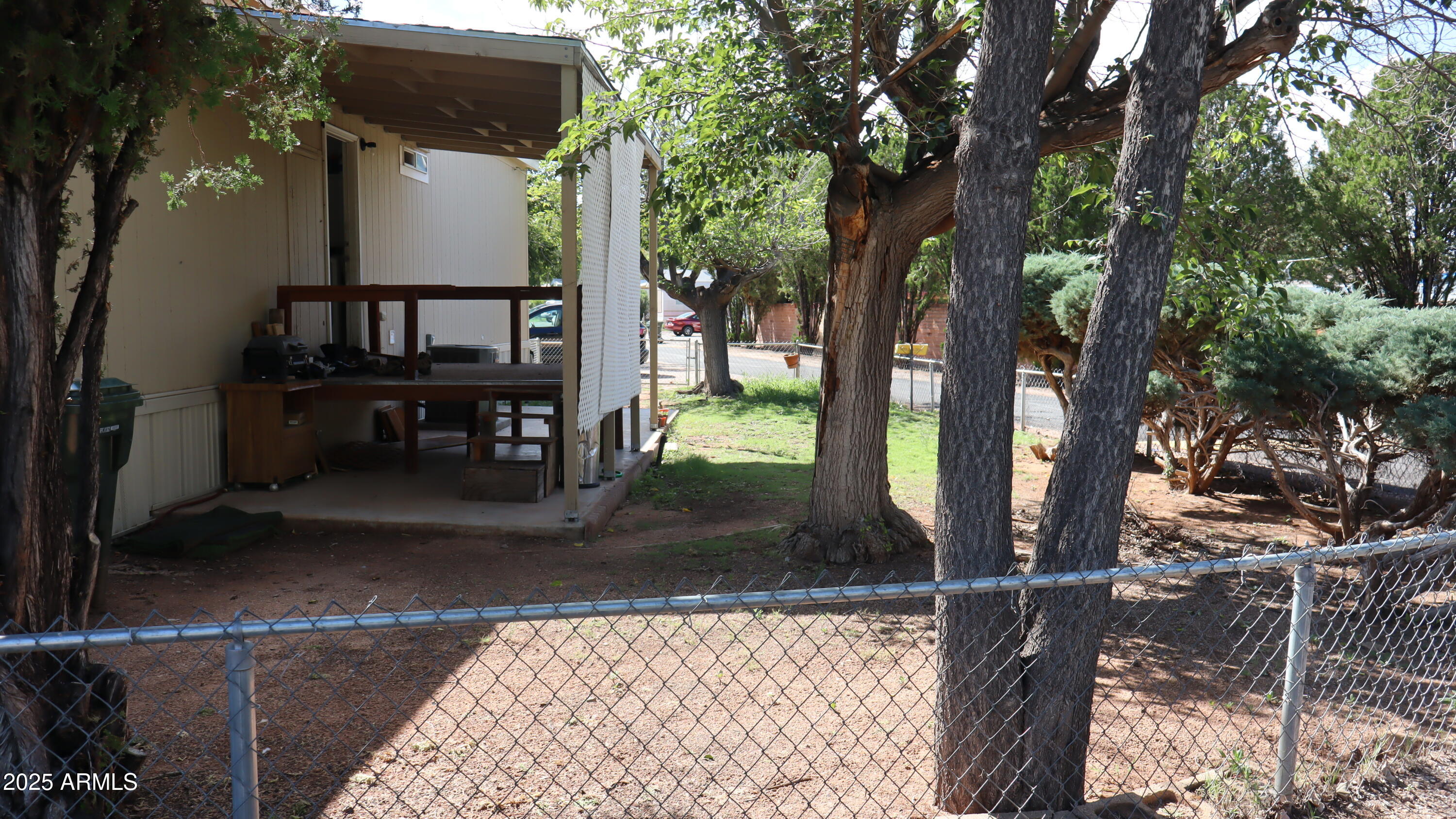 Thunderbird Mobile Home Park - Residential