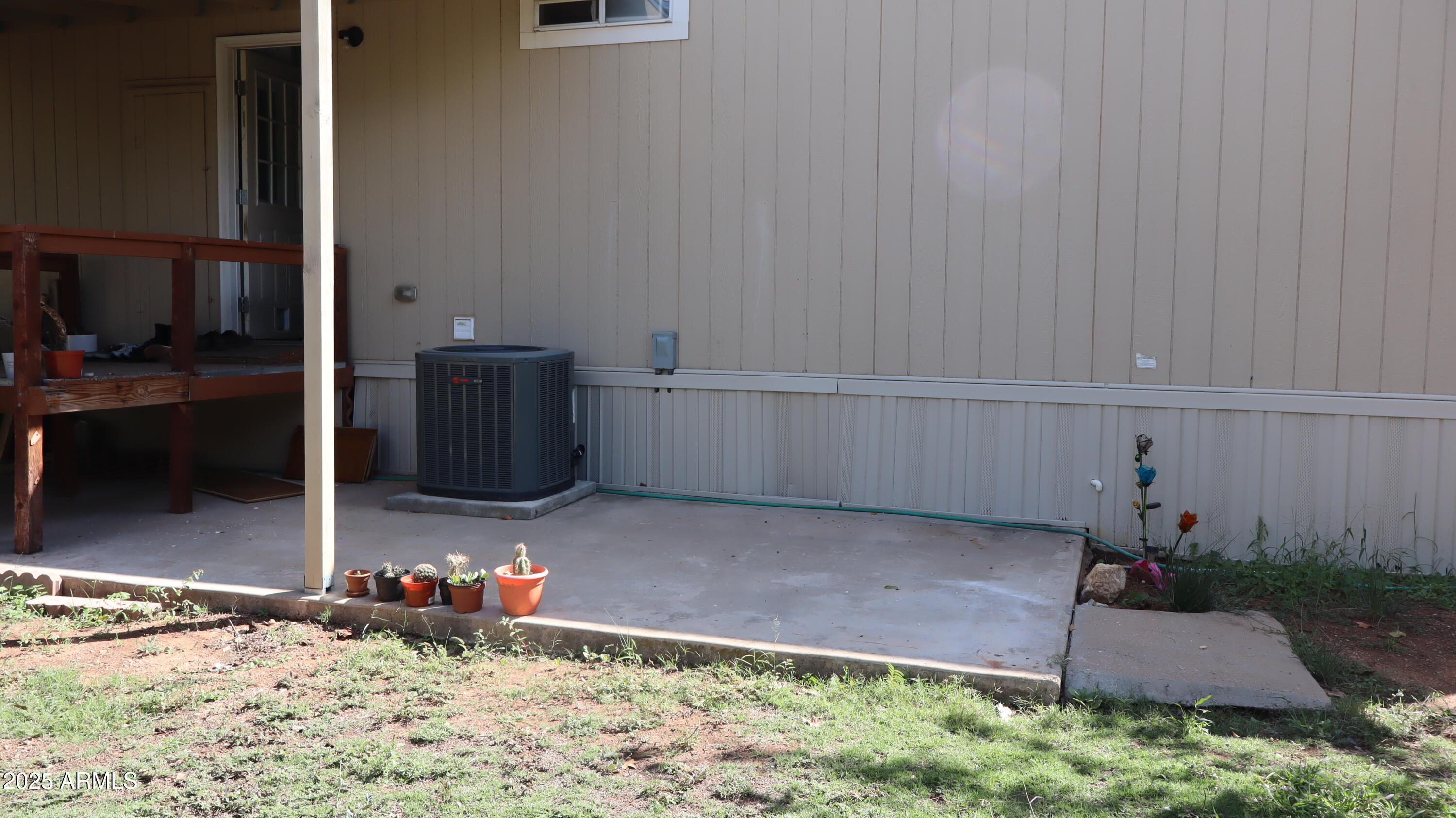 Thunderbird Mobile Home Park - Residential