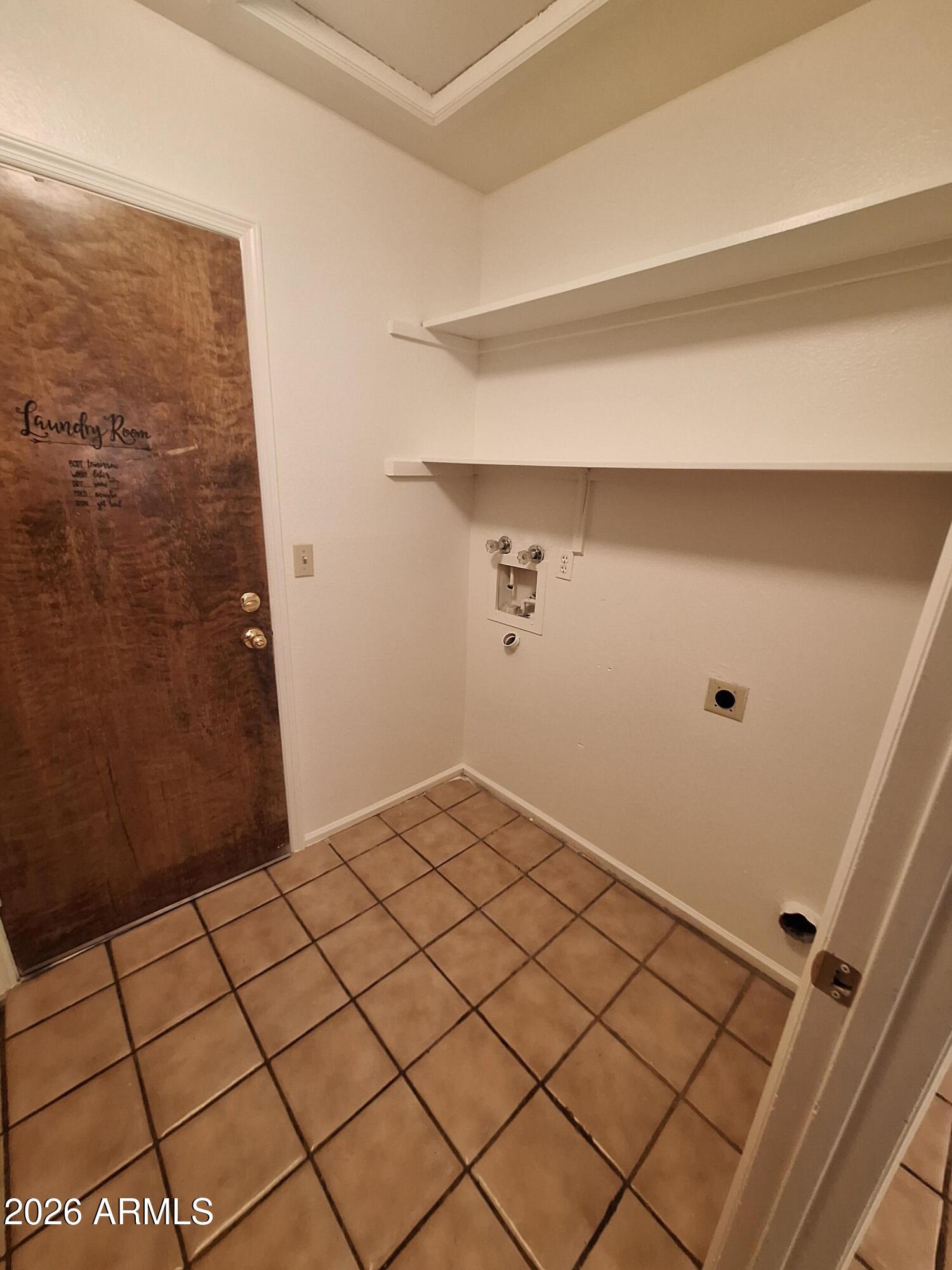 FAIRWOOD UNIT 7 - Residential Lease