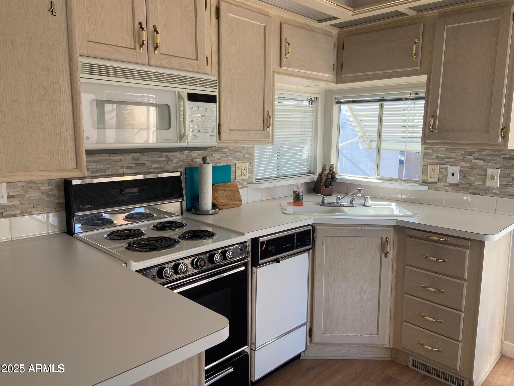 ROADHAVEN RESORT OF APACHE JUNCTION - PHASE 2 - Land