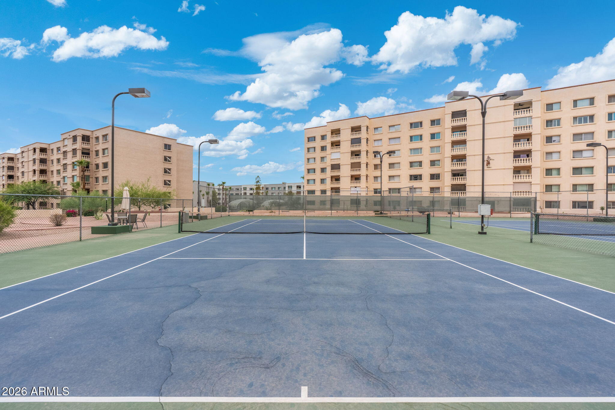 SCOTTSDALE SHADOWS 2 - Residential