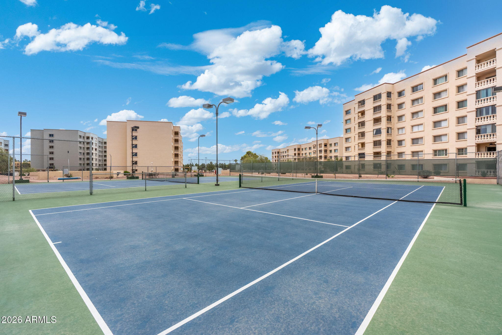 SCOTTSDALE SHADOWS 2 - Residential