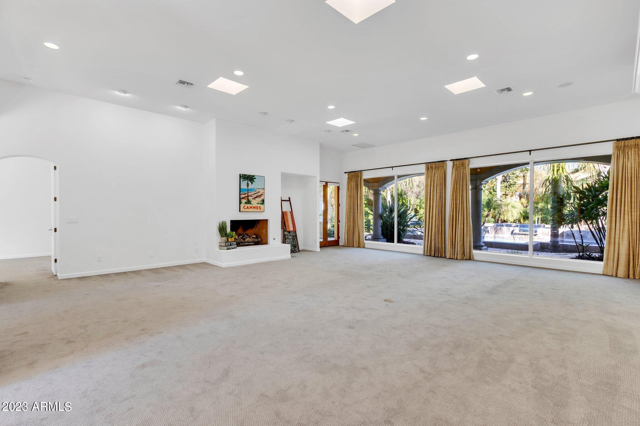 WEST BARTLETT ESTATES - Residential